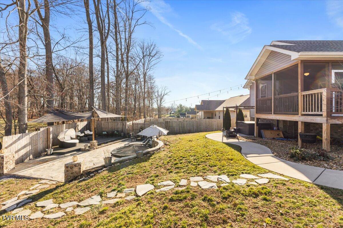 1527 Meadow Creek Lane Property Photo 55