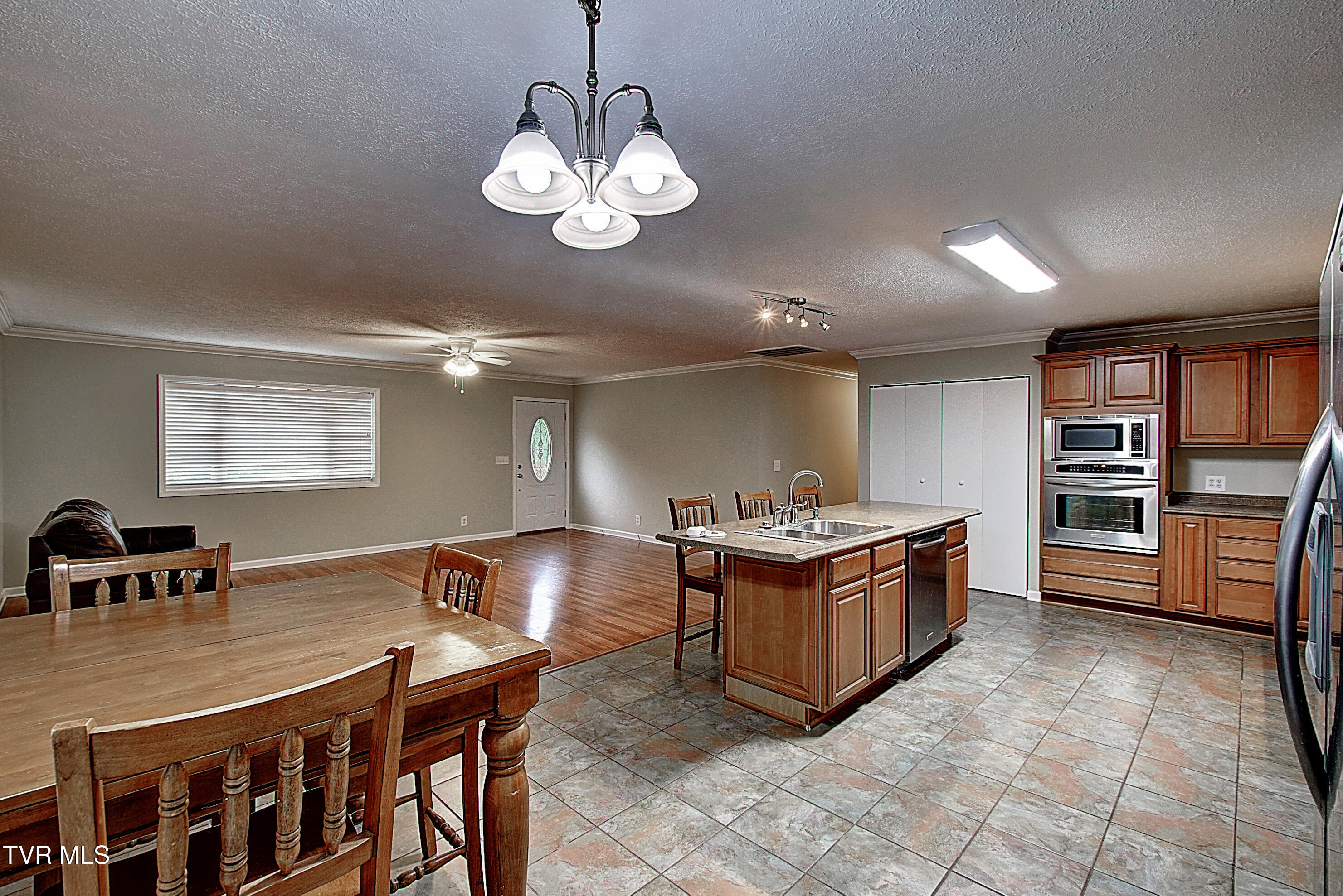 1660 Rock Springs Road Property Photo 16