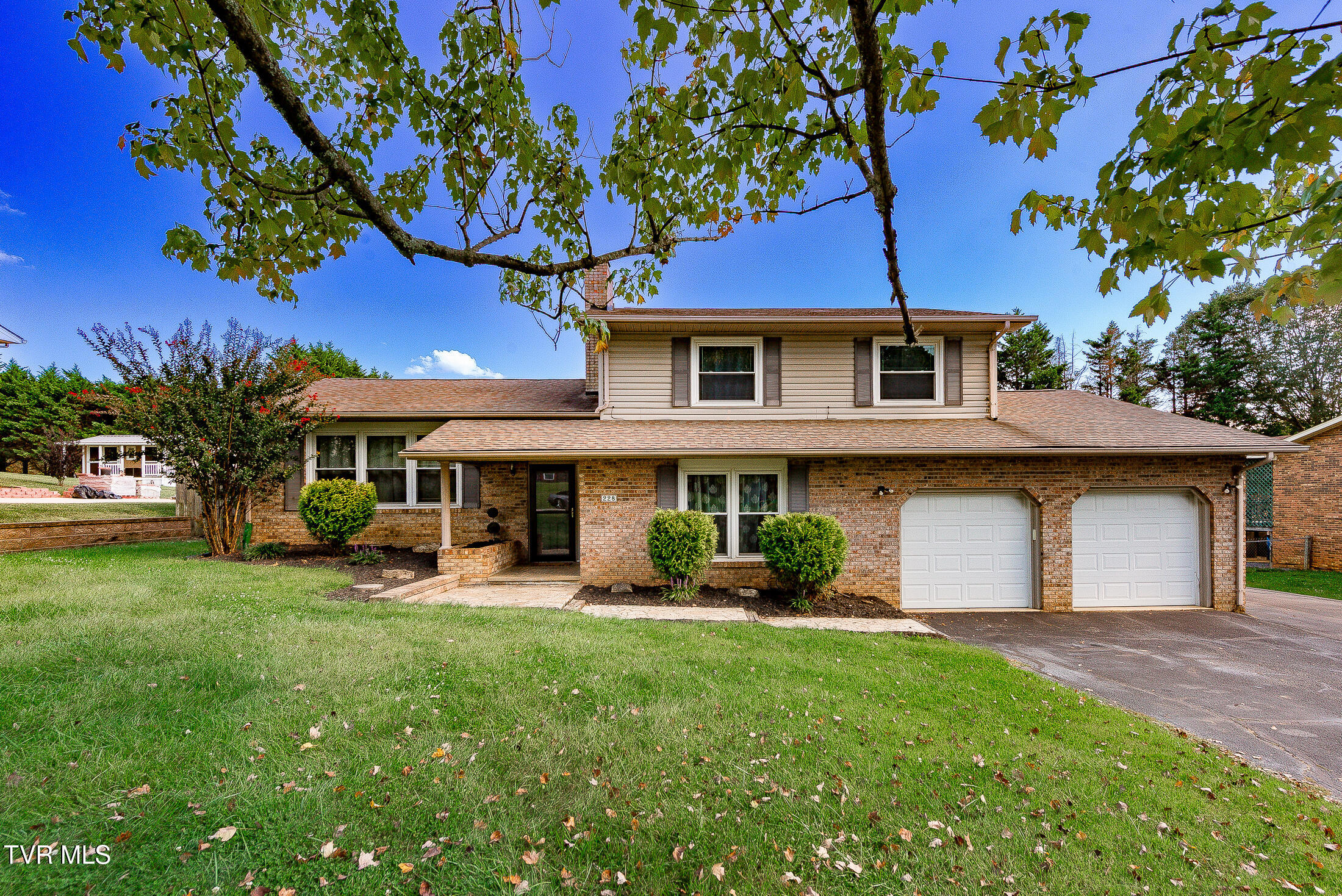 228 Hidden Acres Road Property Photo 1