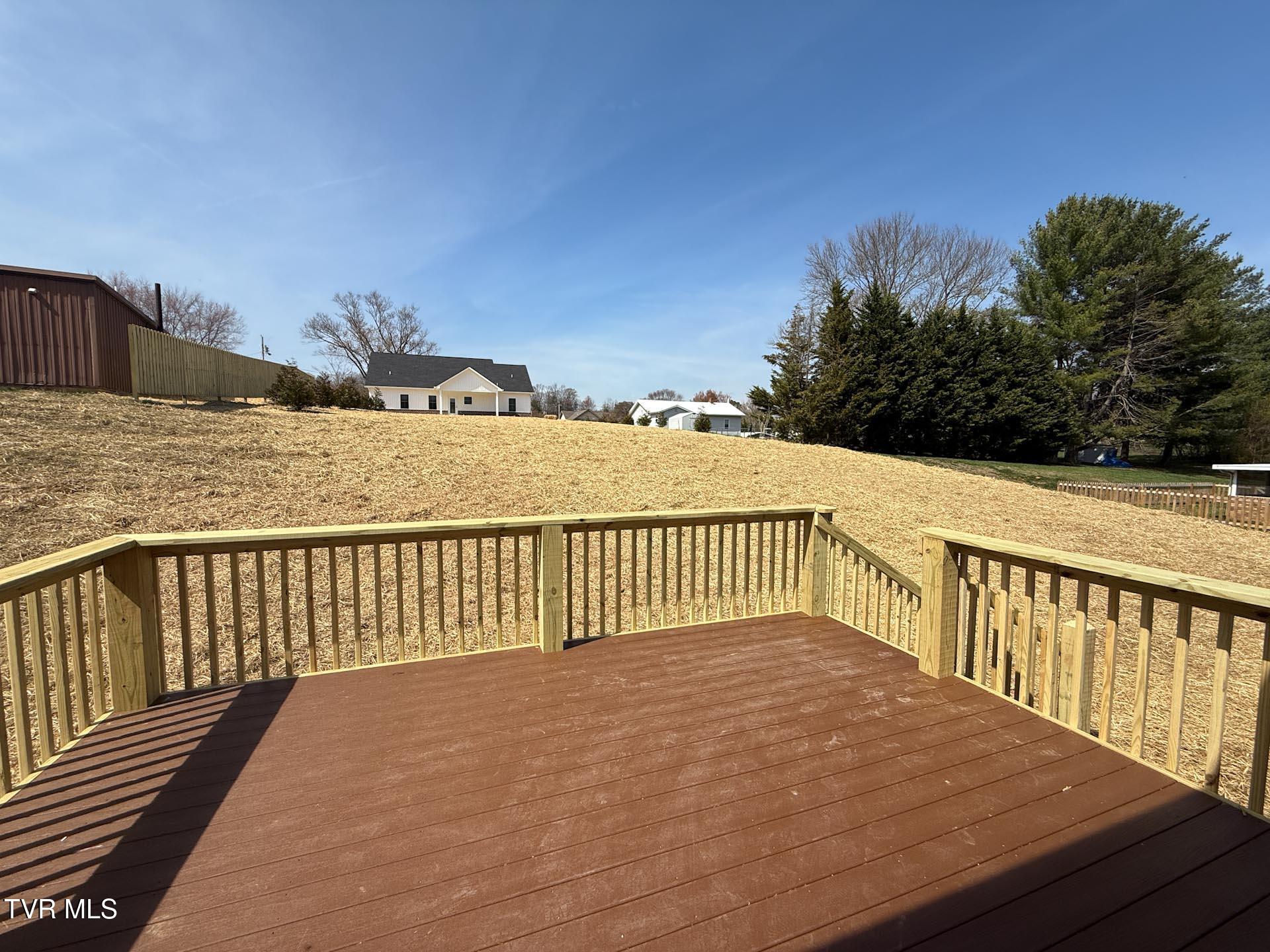 1110 Miller Drive Property Photo 15