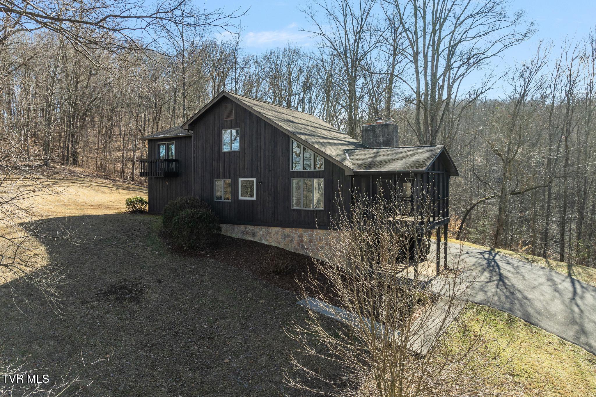 434 Riverview Drive Property Photo