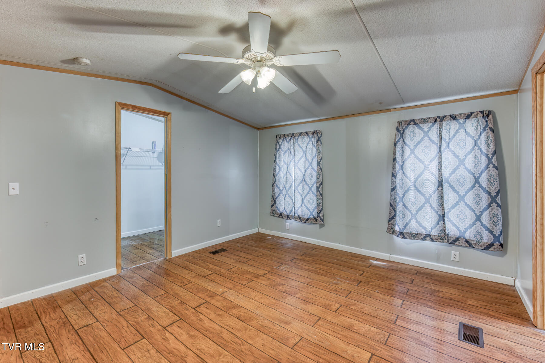 163 Brookfield Lane Property Photo 10