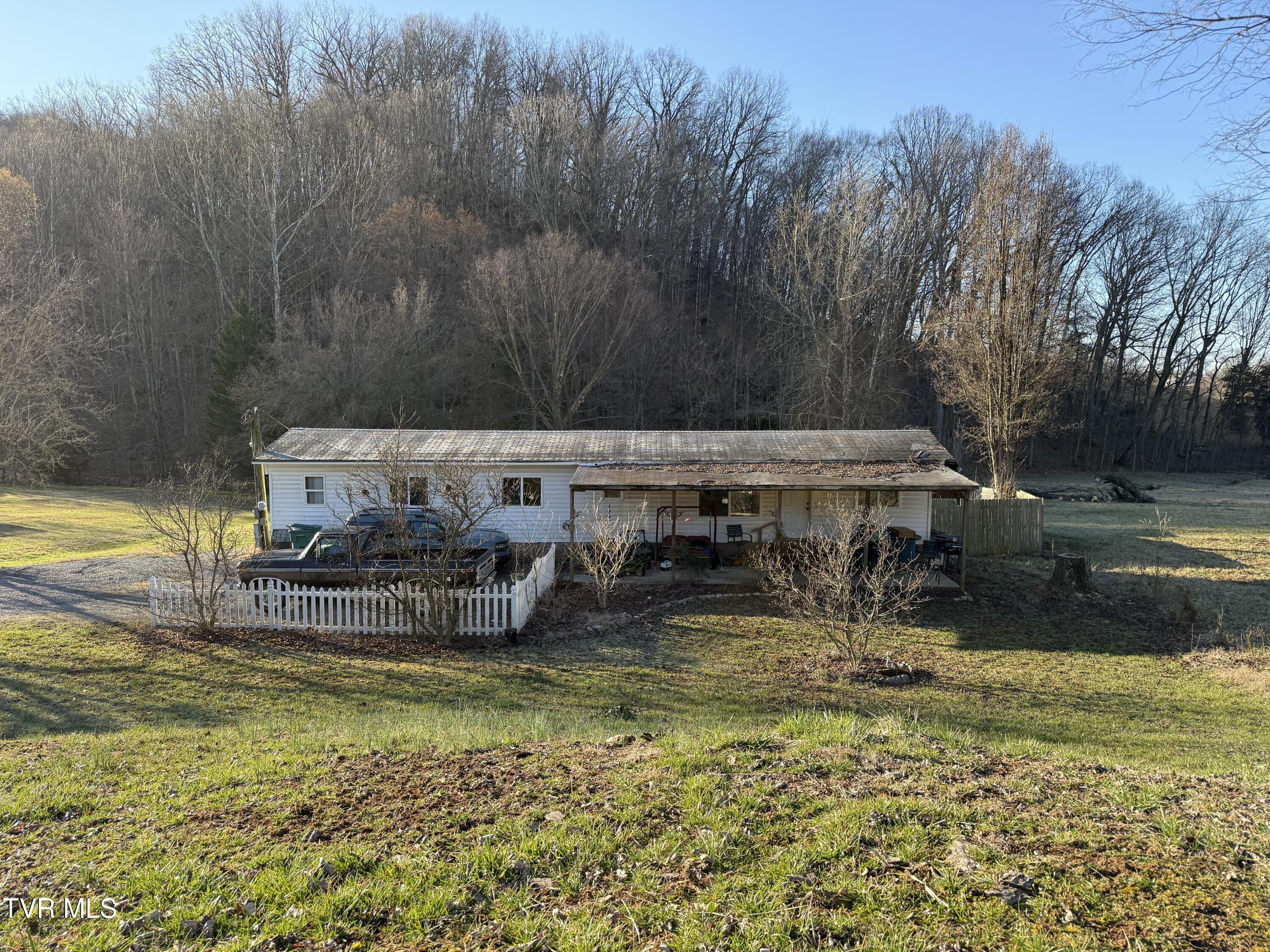 532 Harr Town Road Property Photo 1