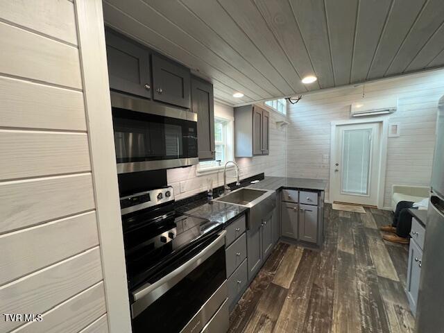 1131 Cold Springs Property Photo 5
