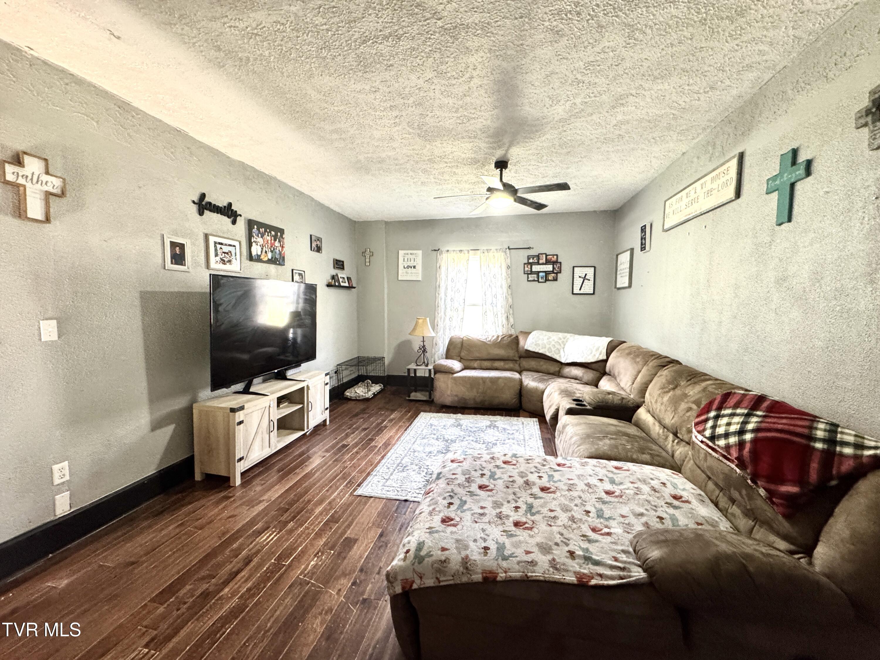 307 Northwest Craig Street Property Photo 15