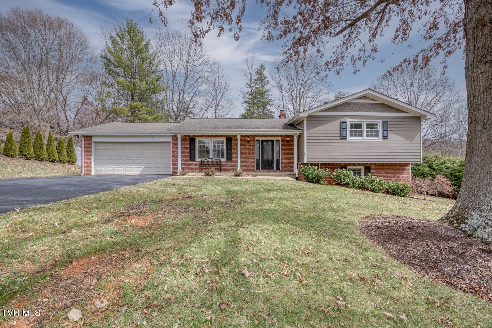 39 Stone Drive Property Photo
