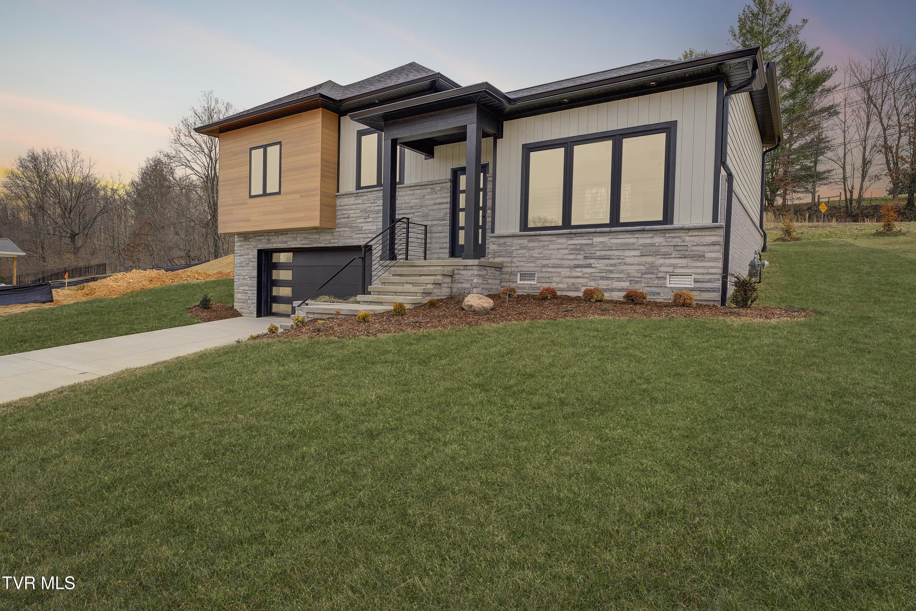 Chestnut Cove Real Estate Listings Main Image