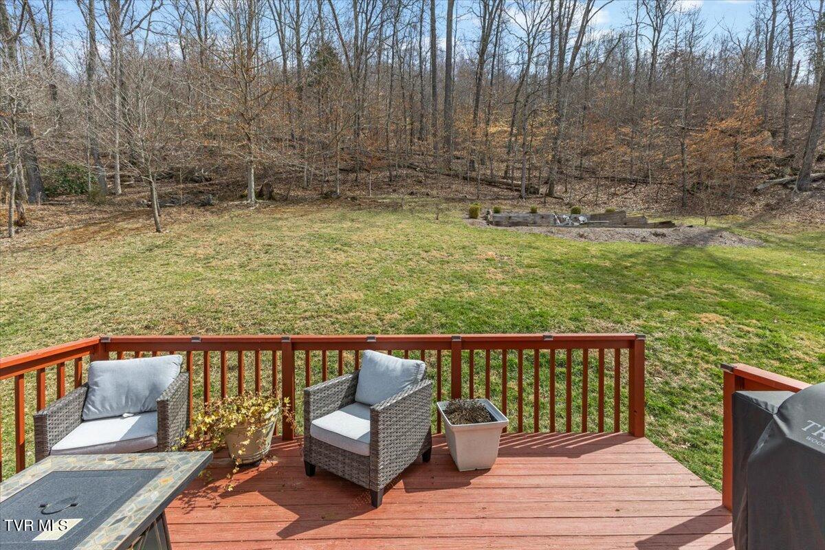 225 Regency Drive Property Photo 23