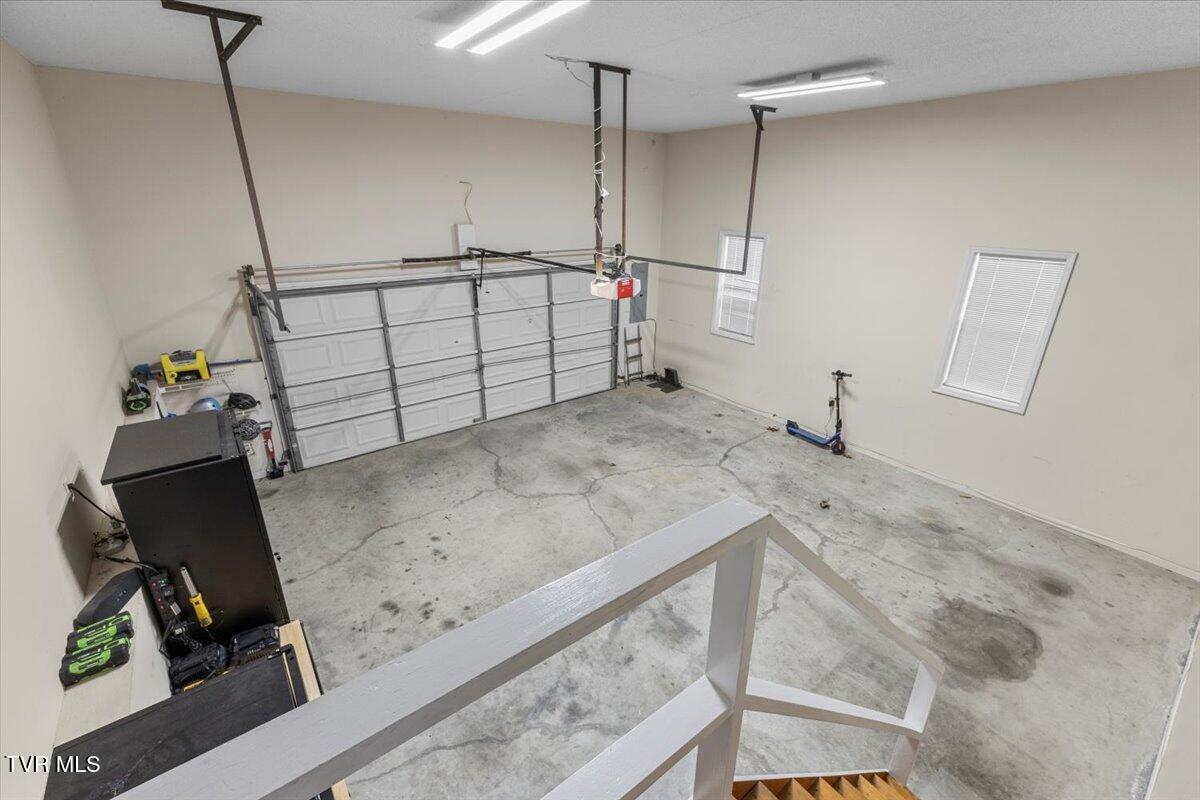 225 Regency Drive Property Photo 35