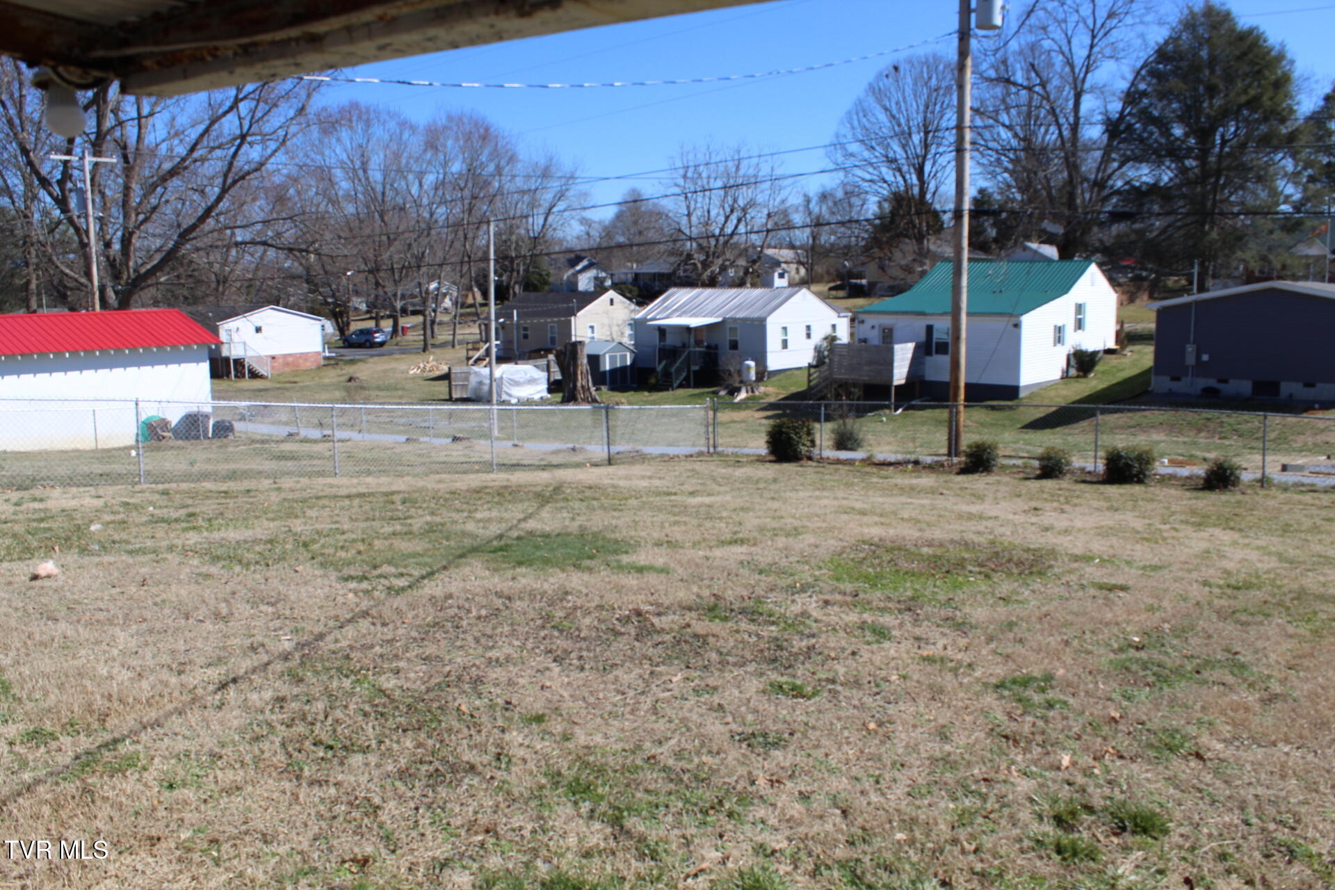 1608 East Unaka Avenue Property Photo 24