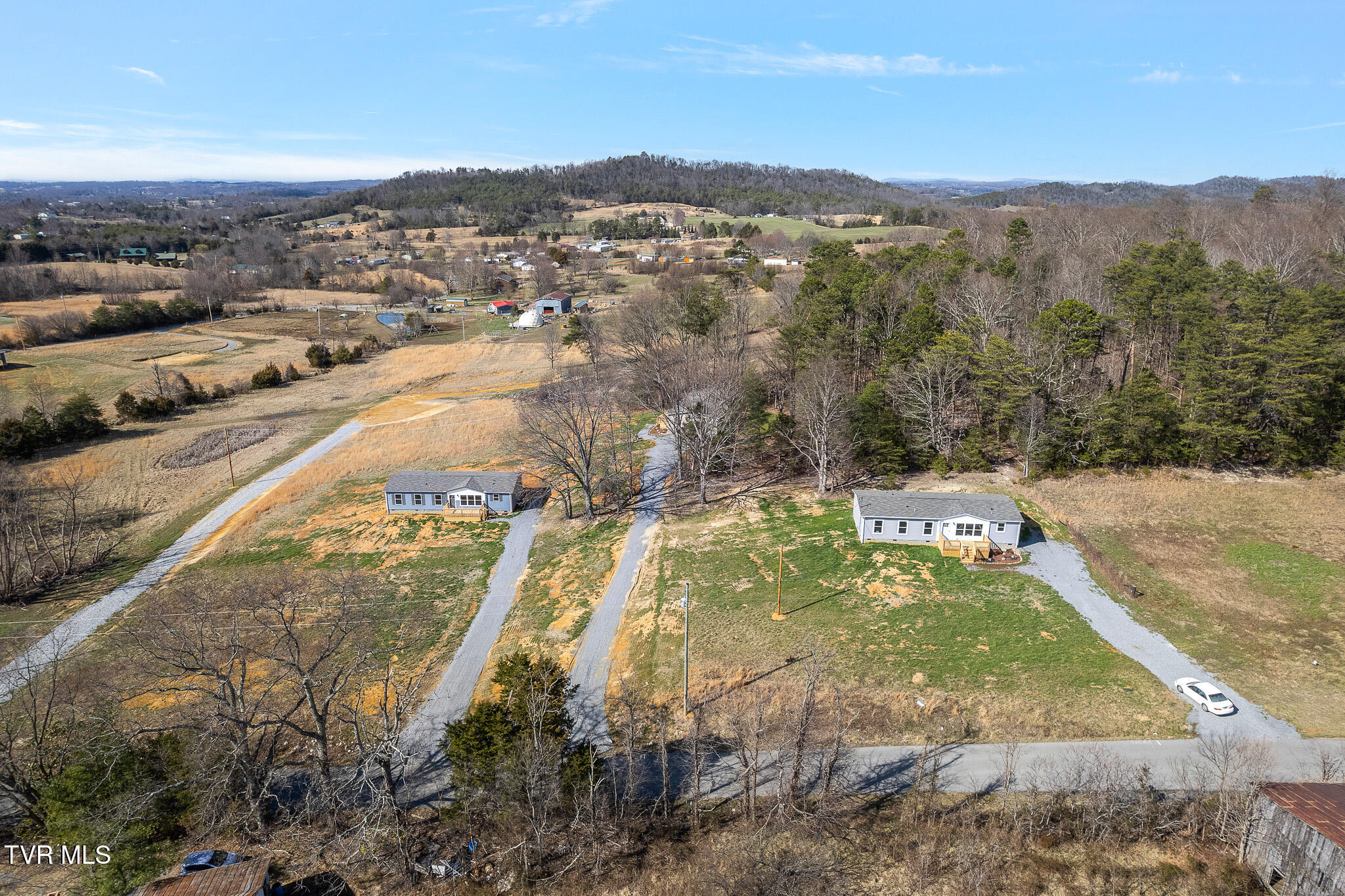 475 Piney Grove Road Property Photo 3