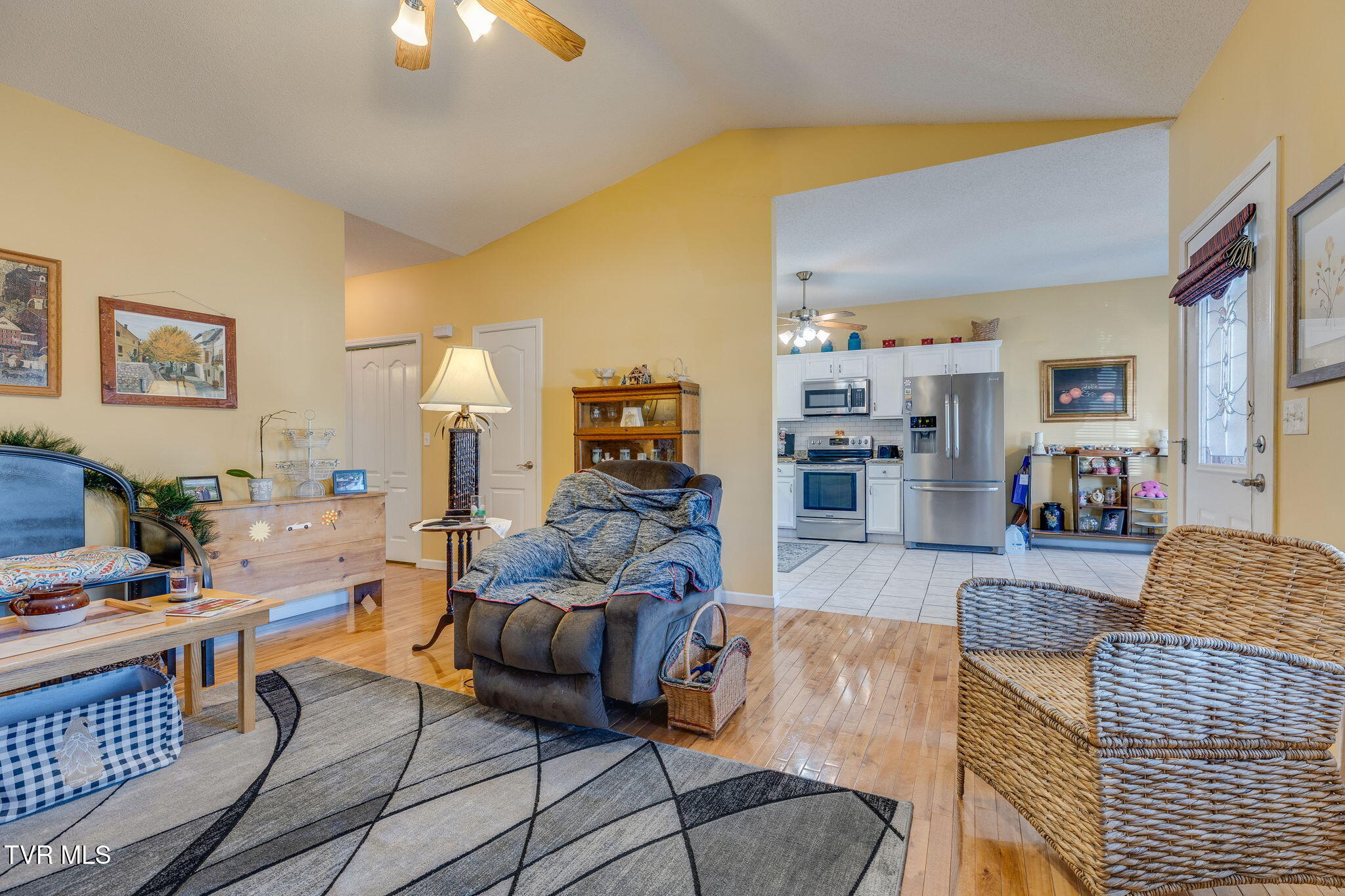 1205 West G St Property Photo 5