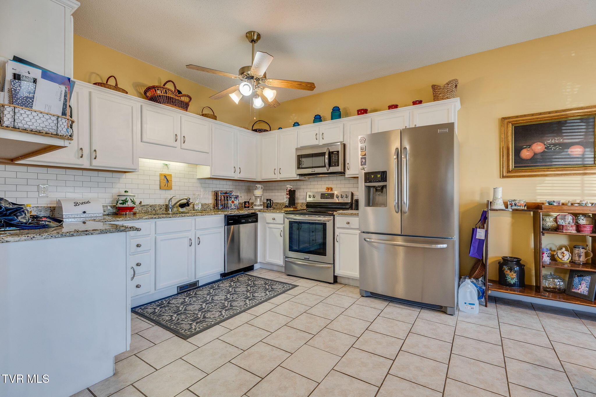 1205 West G St Property Photo 6