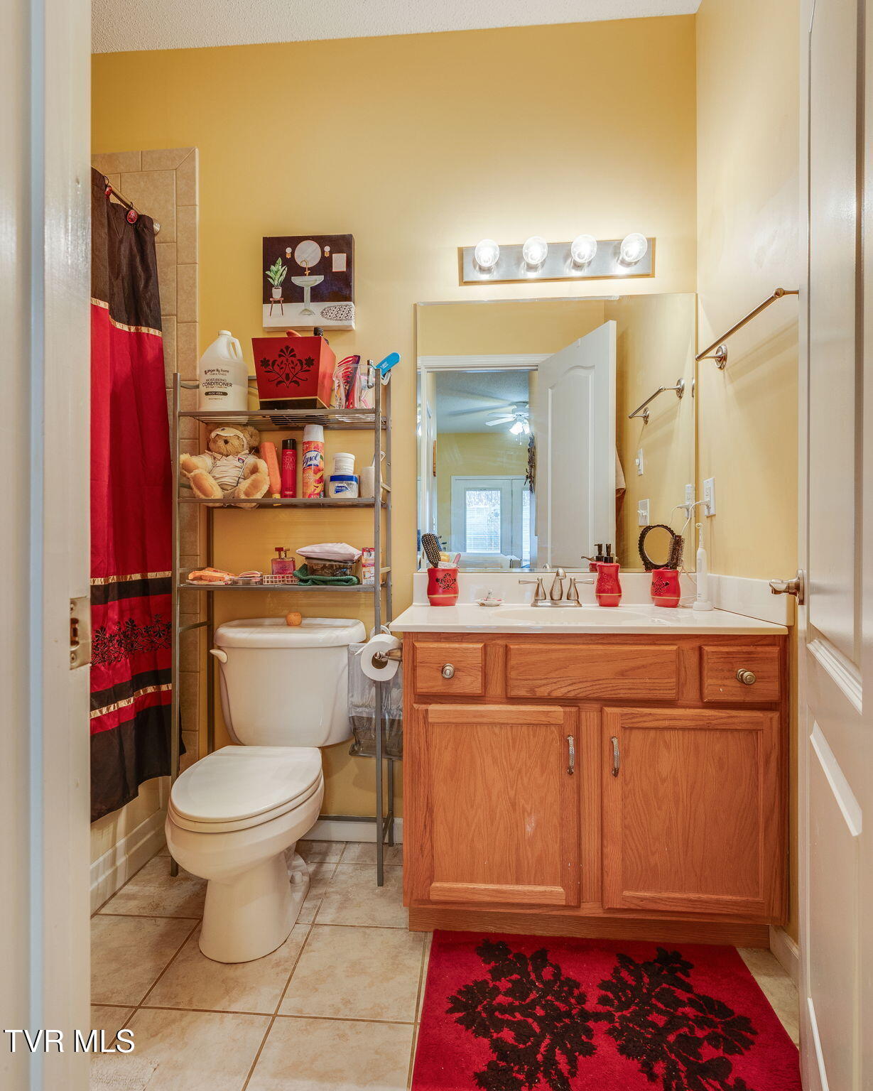 1205 West G St Property Photo 13