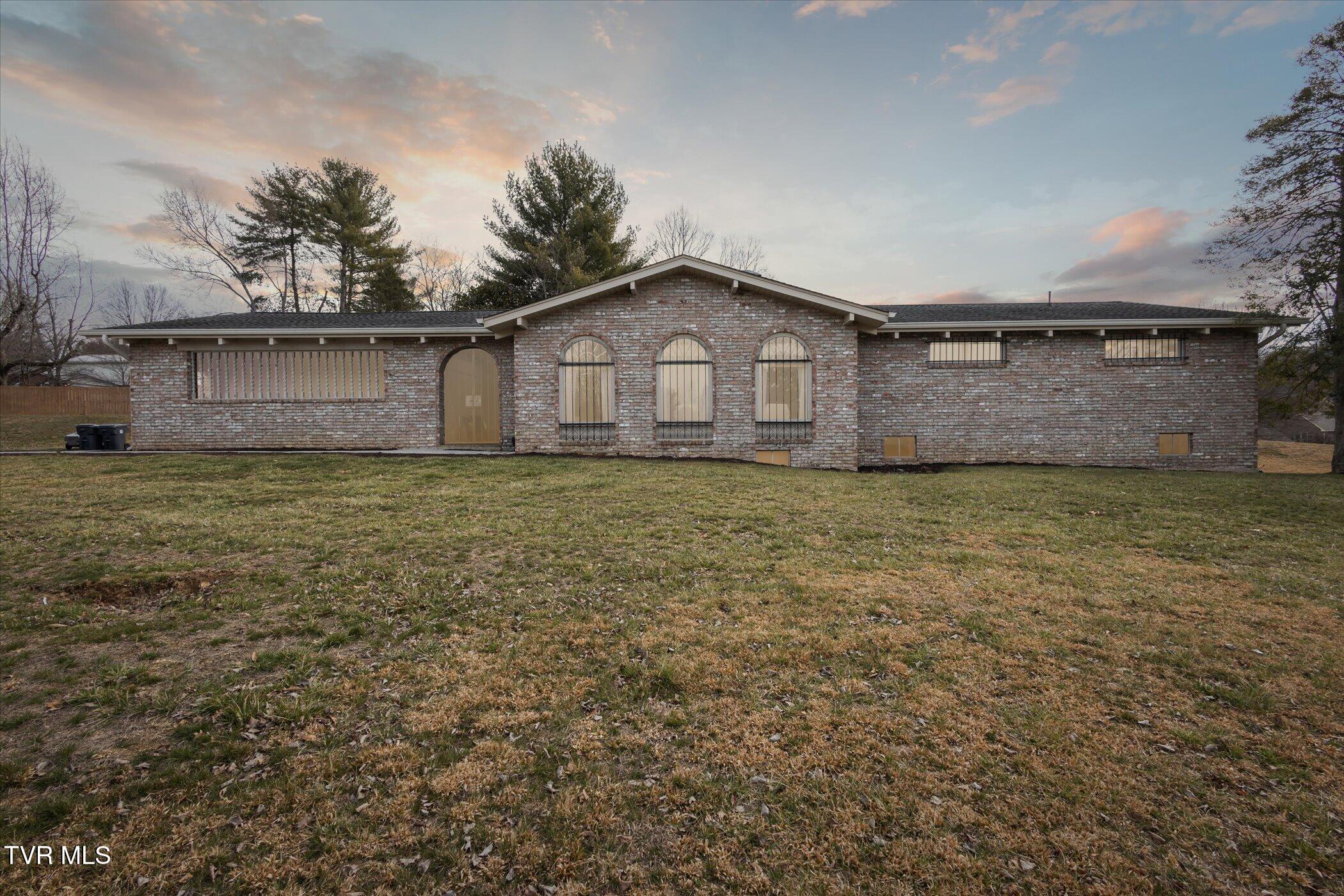 Candlewyck Real Estate Listings Main Image