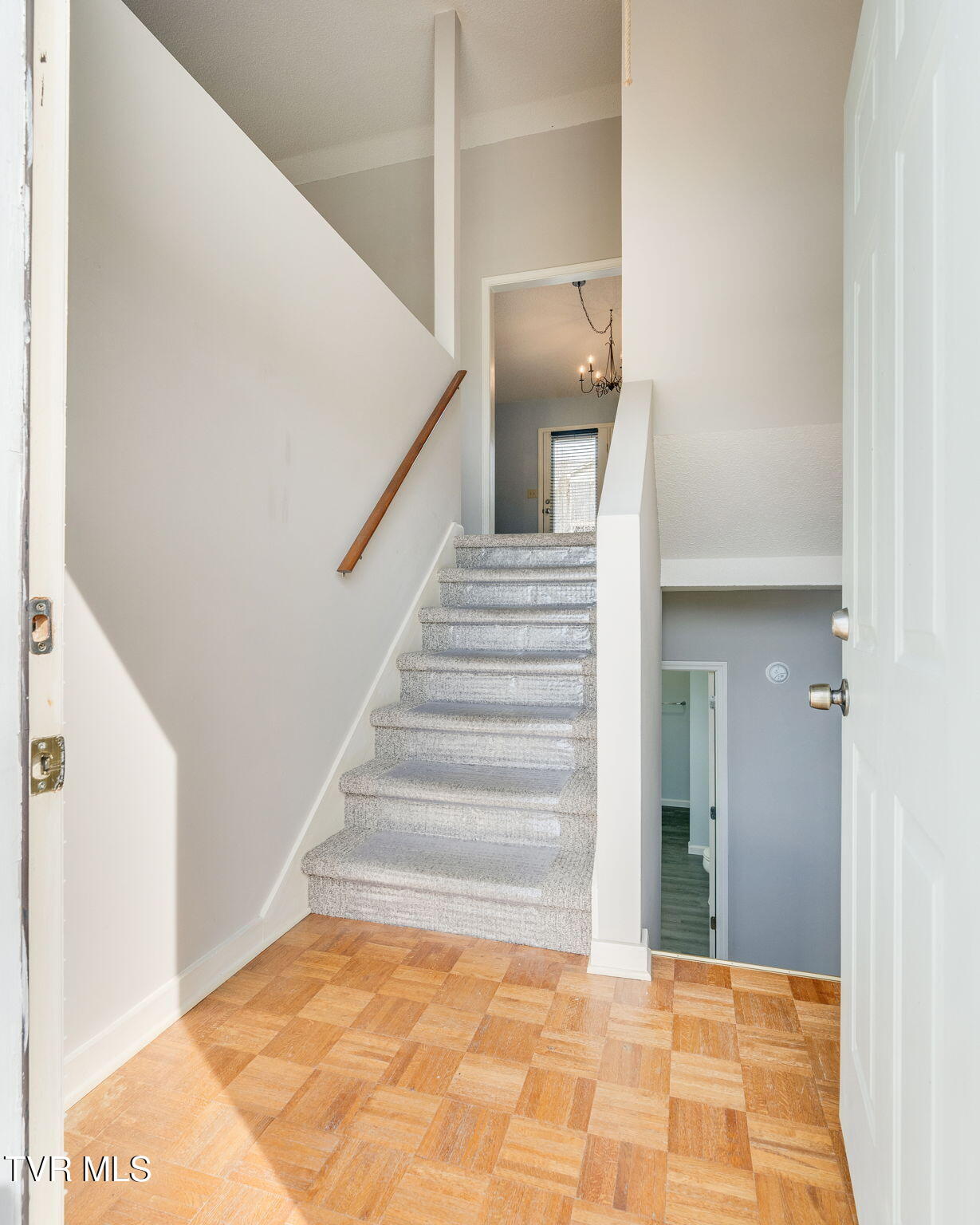 136 Stage Road Property Photo 4