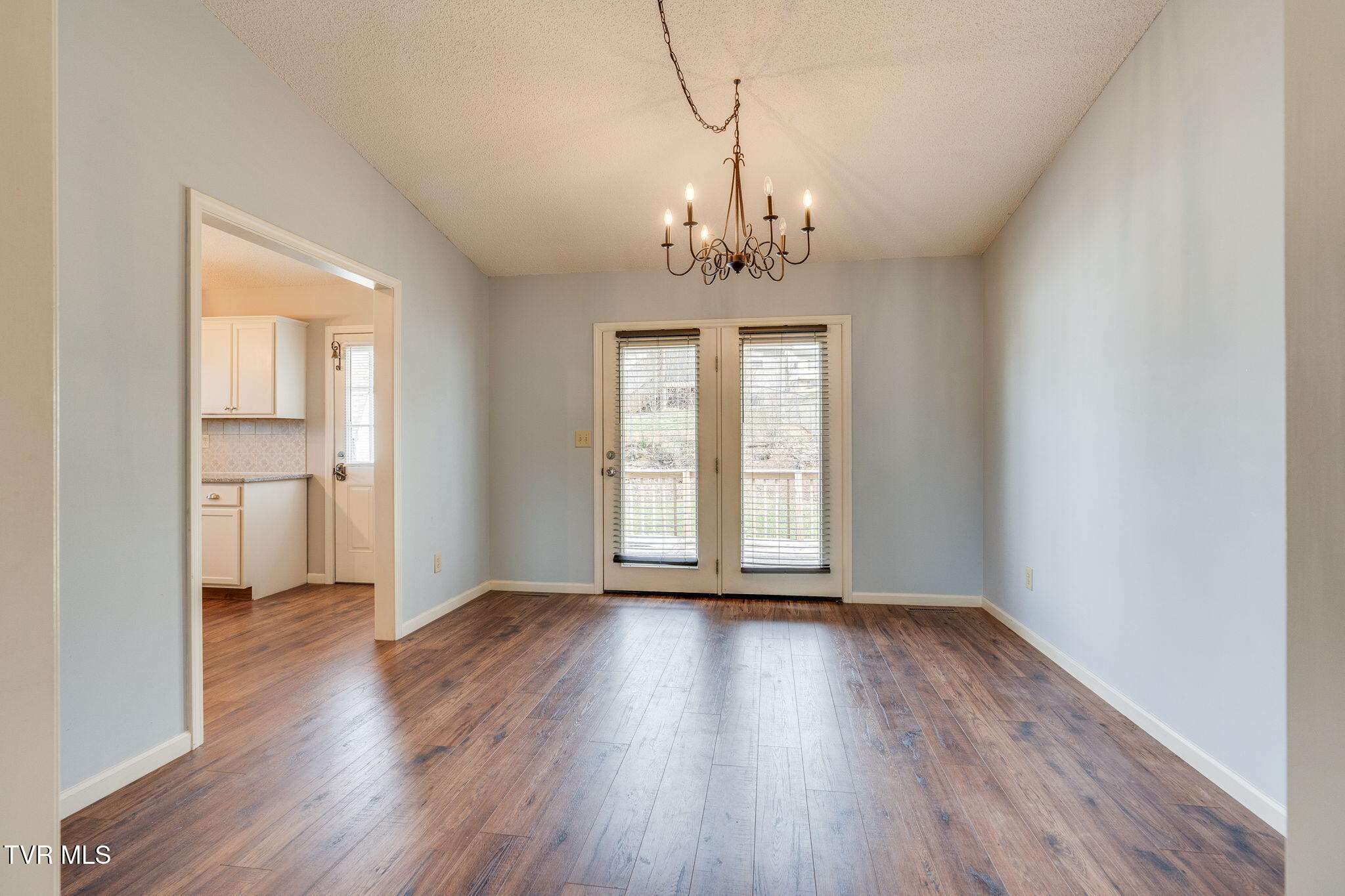 136 Stage Road Property Photo 8