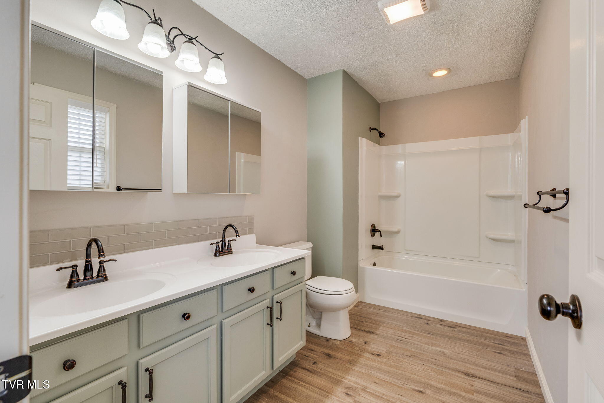 136 Stage Road Property Photo 13