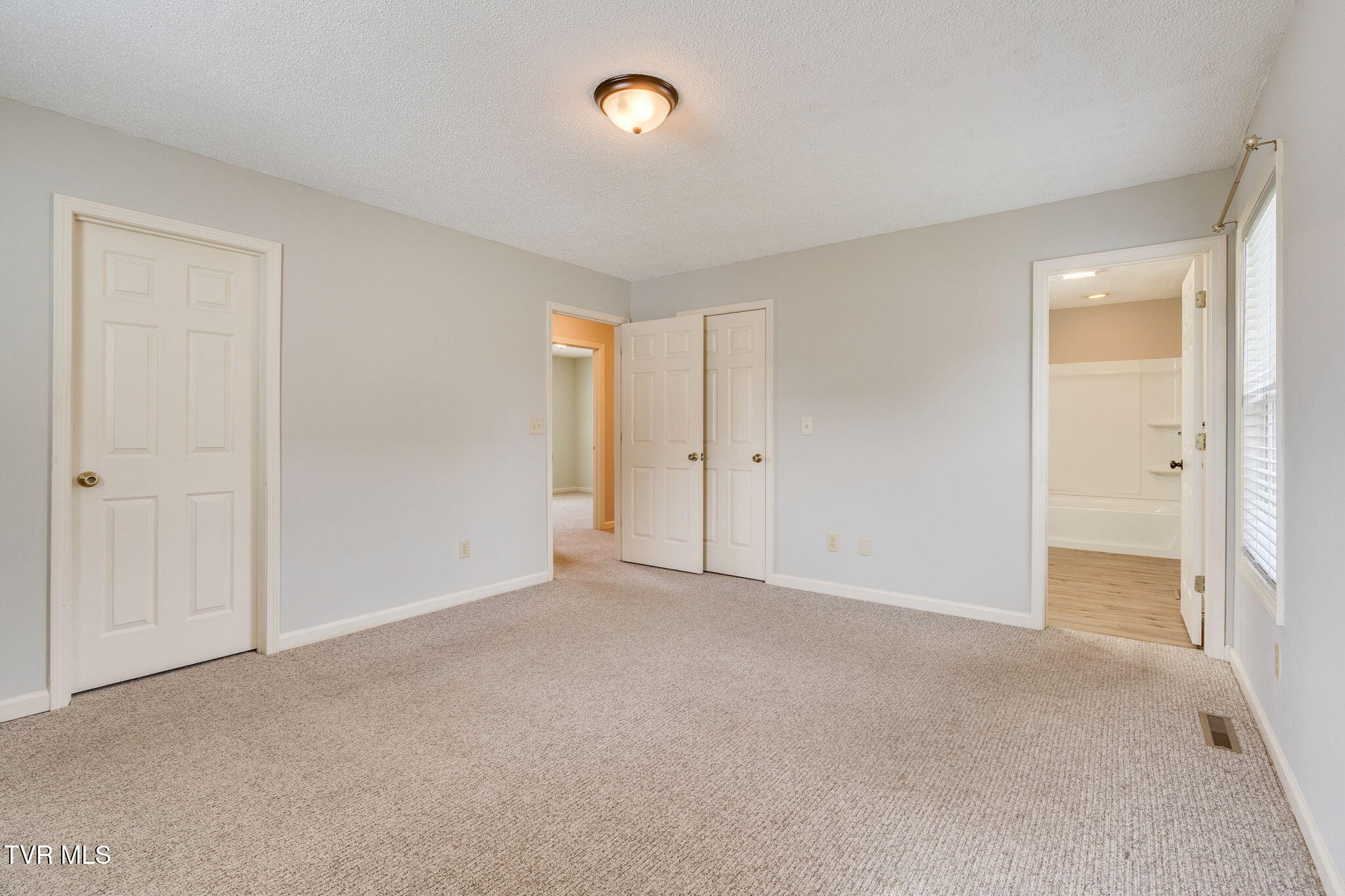 136 Stage Road Property Photo 15
