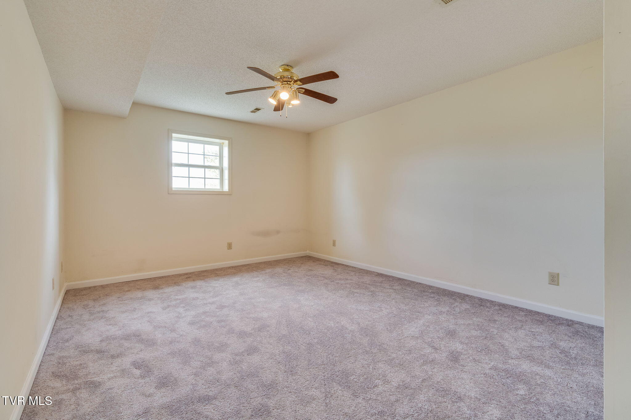 136 Stage Road Property Photo 25