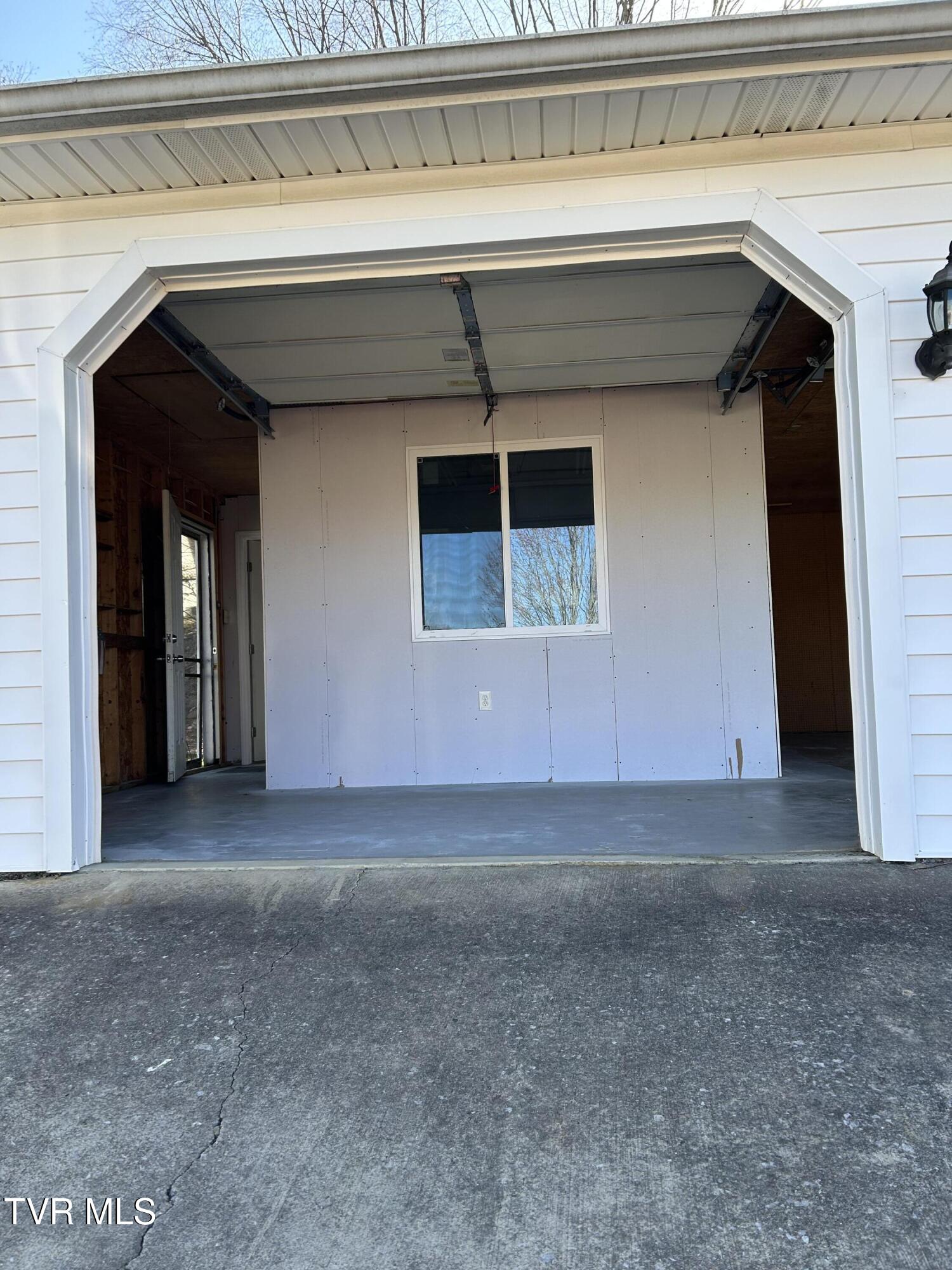 136 Stage Road Property Photo 39