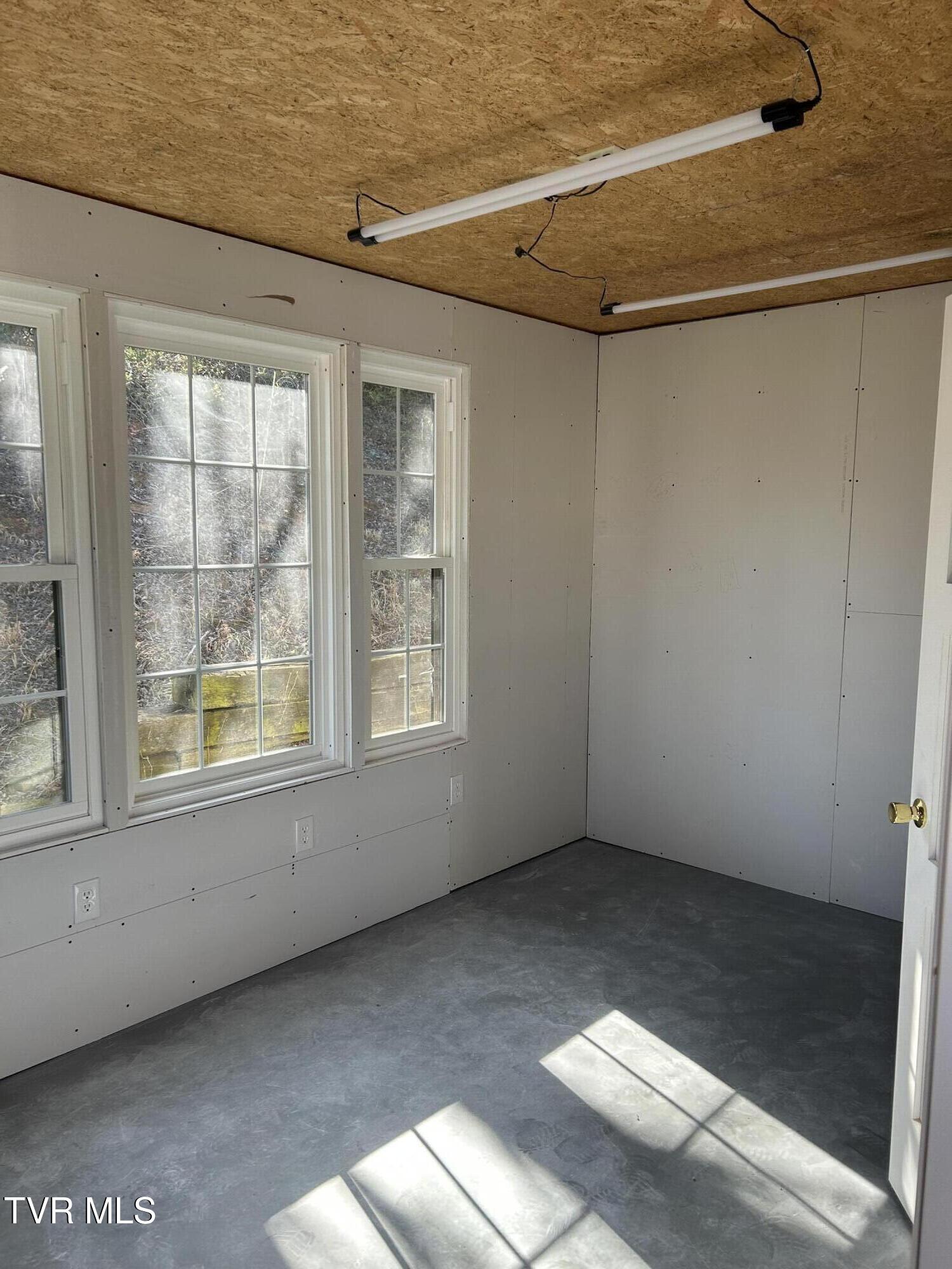136 Stage Road Property Photo 41