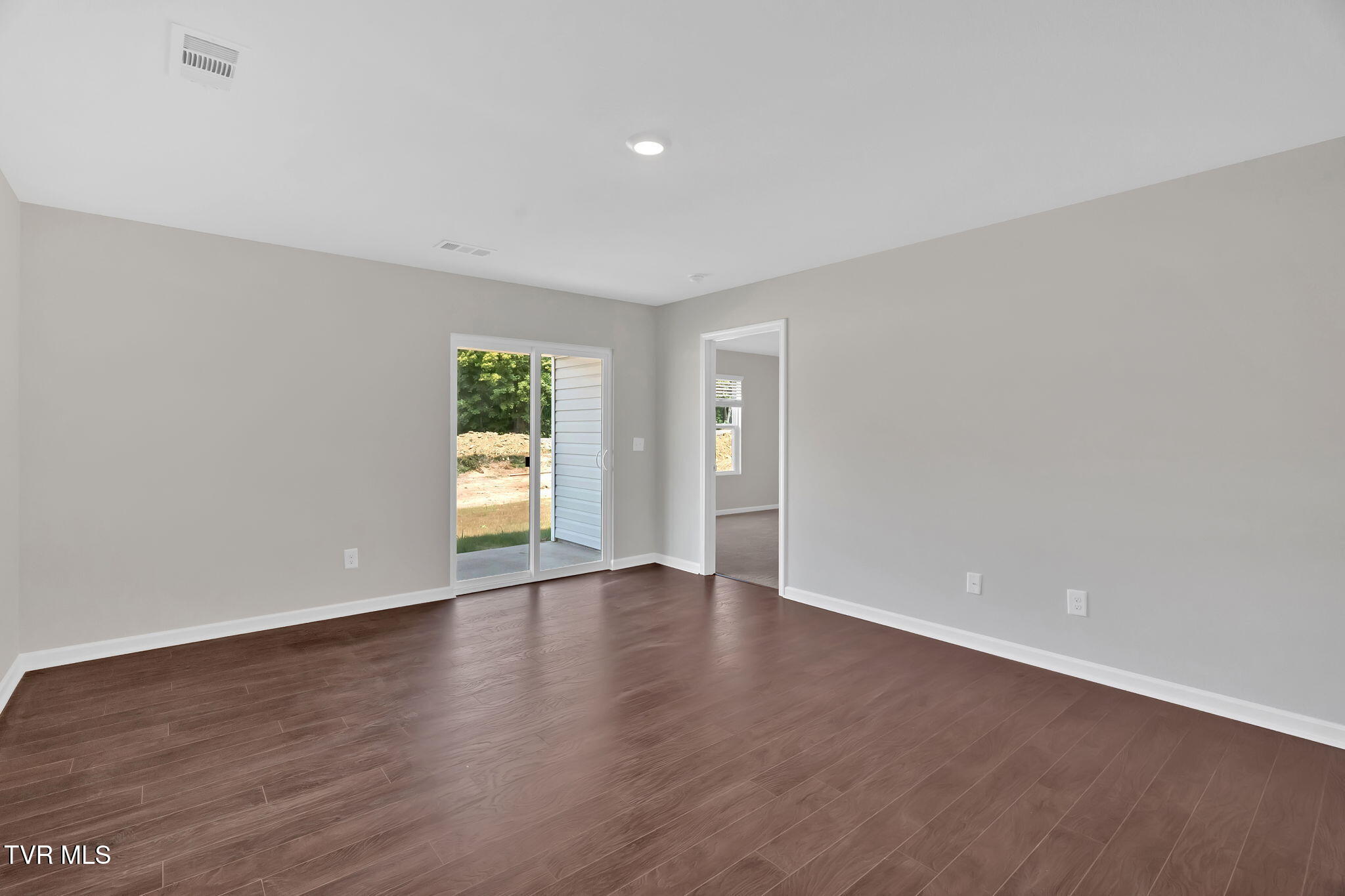 376 Arrowhead Drive Property Photo 16
