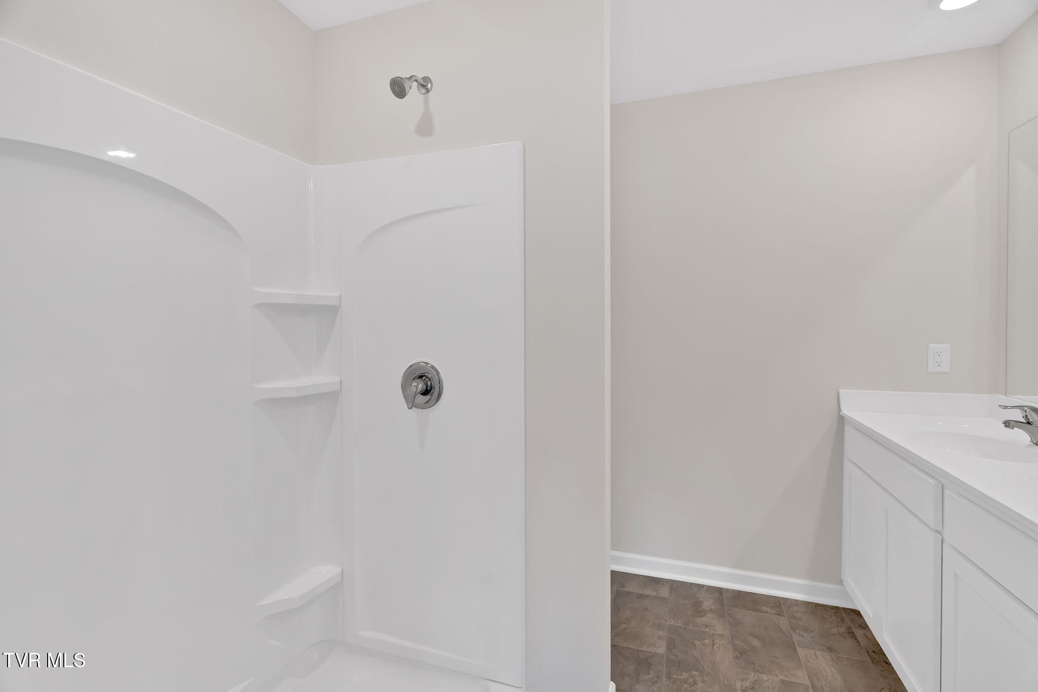 376 Arrowhead Drive Property Photo 22