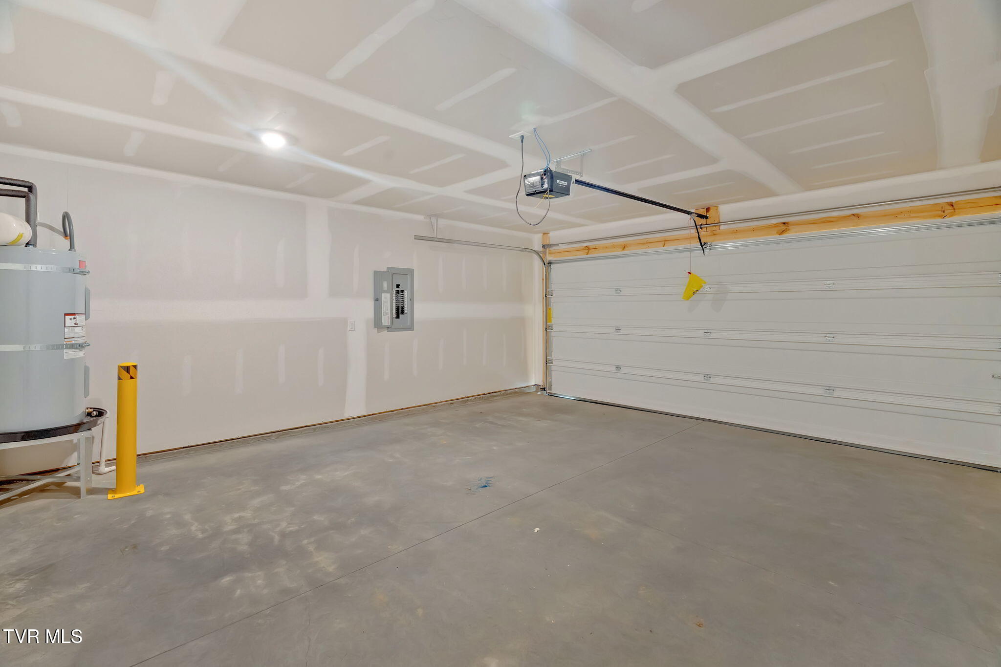 376 Arrowhead Drive Property Photo 24