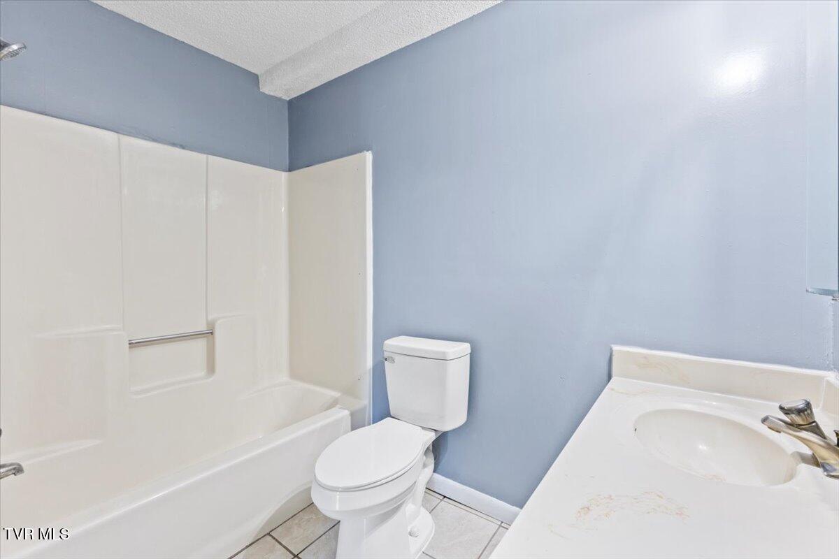 2728 East Center Street Property Photo 15