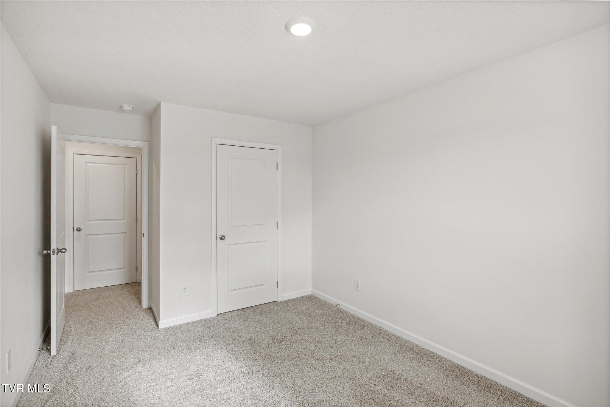 1125 Aspen Terrace Property Photo 23