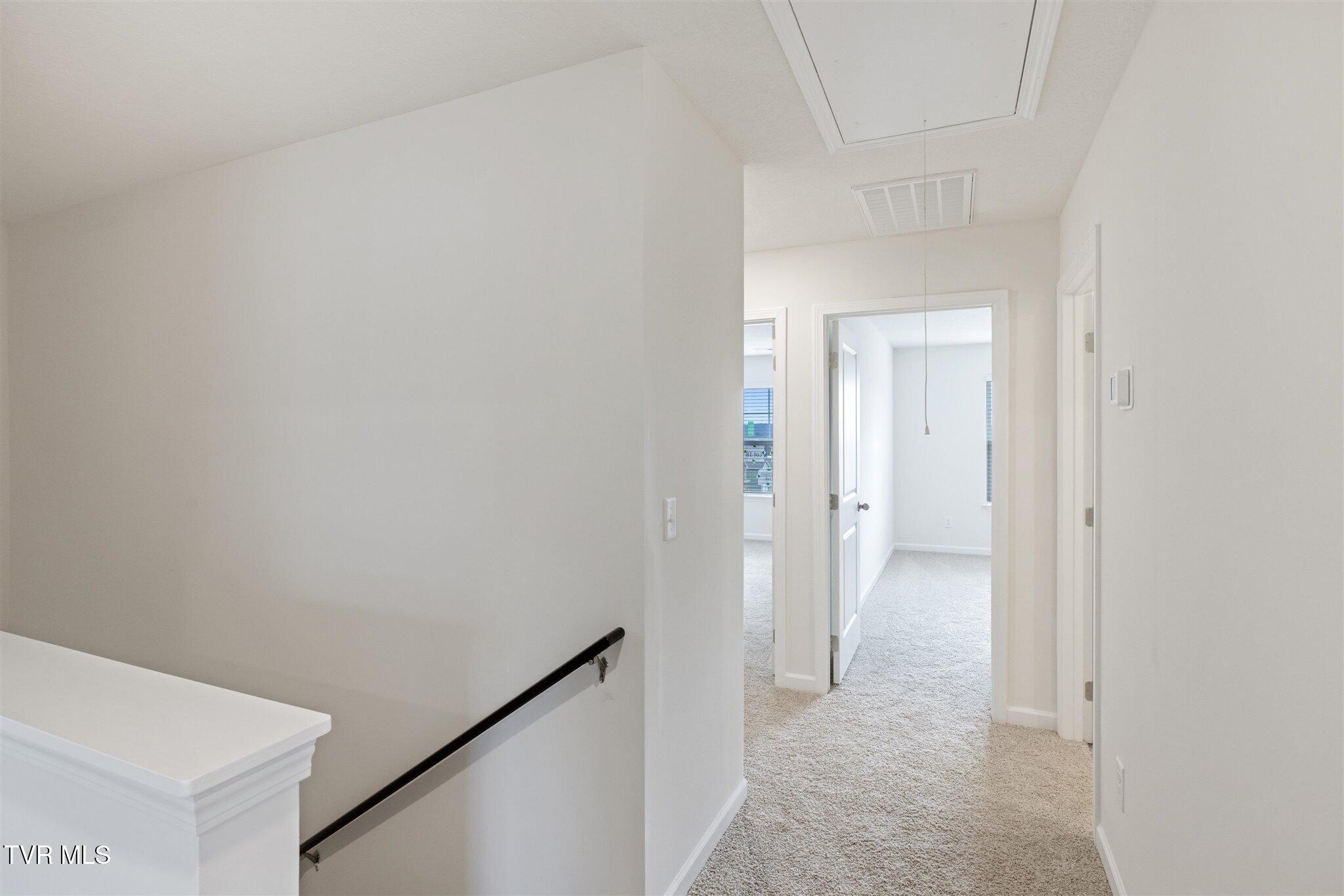 1119 Aspen Terrace Property Photo 10