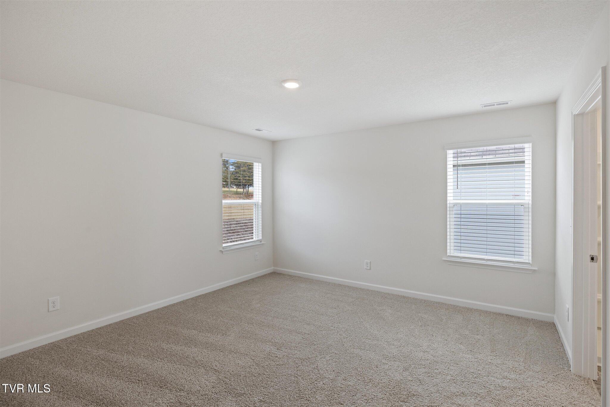 1119 Aspen Terrace Property Photo 11
