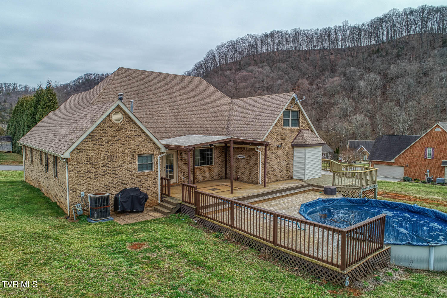 166 Clarksdale Circle Property Photo 10