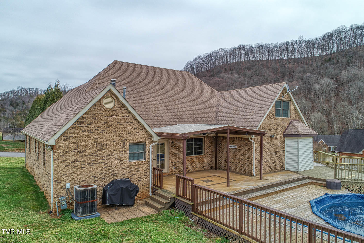 166 Clarksdale Circle Property Photo 11