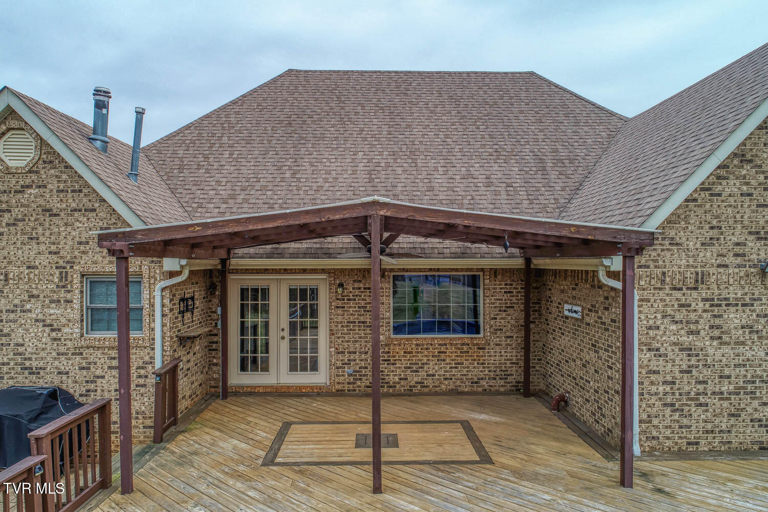 166 Clarksdale Circle Property Photo 14