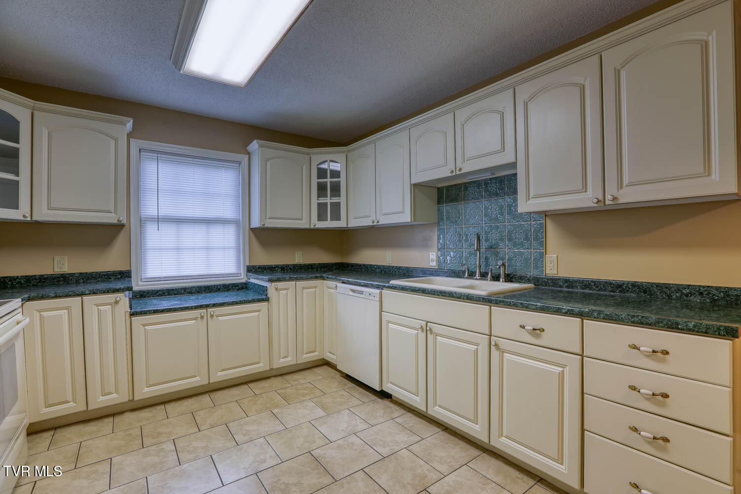 166 Clarksdale Circle Property Photo 34