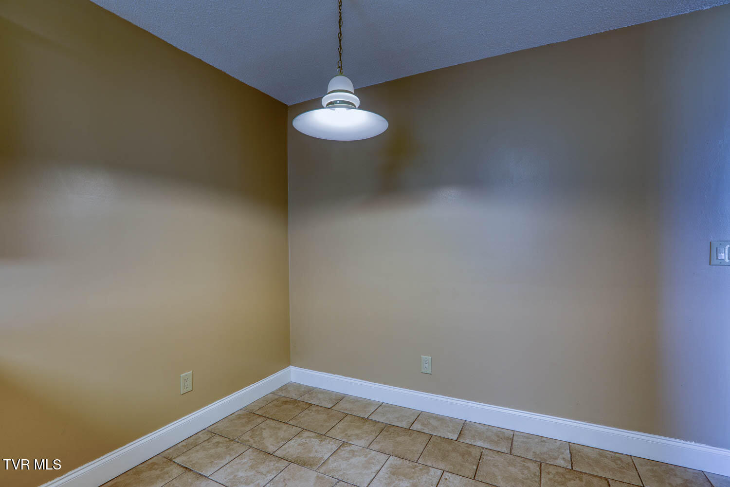 166 Clarksdale Circle Property Photo 39
