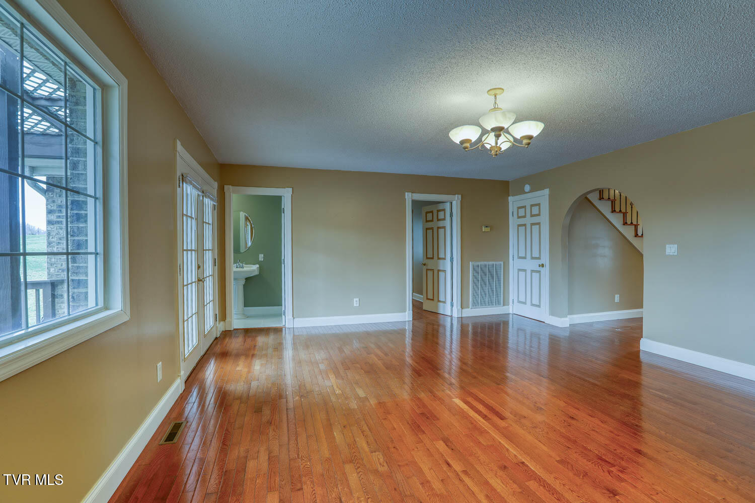 166 Clarksdale Circle Property Photo 47