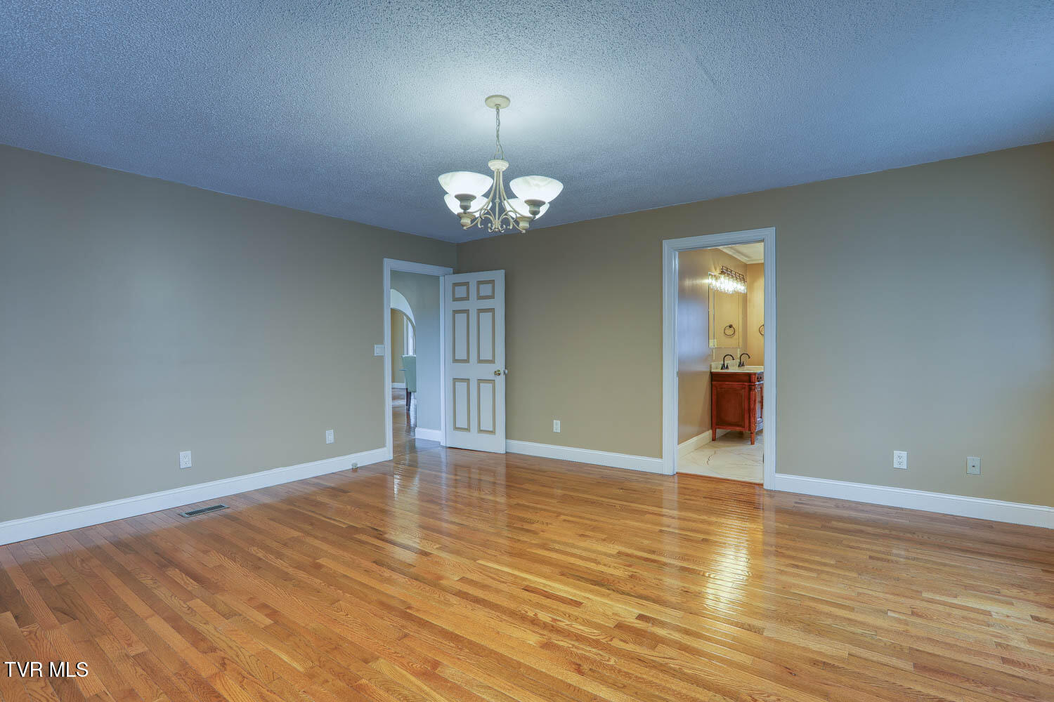 166 Clarksdale Circle Property Photo 55