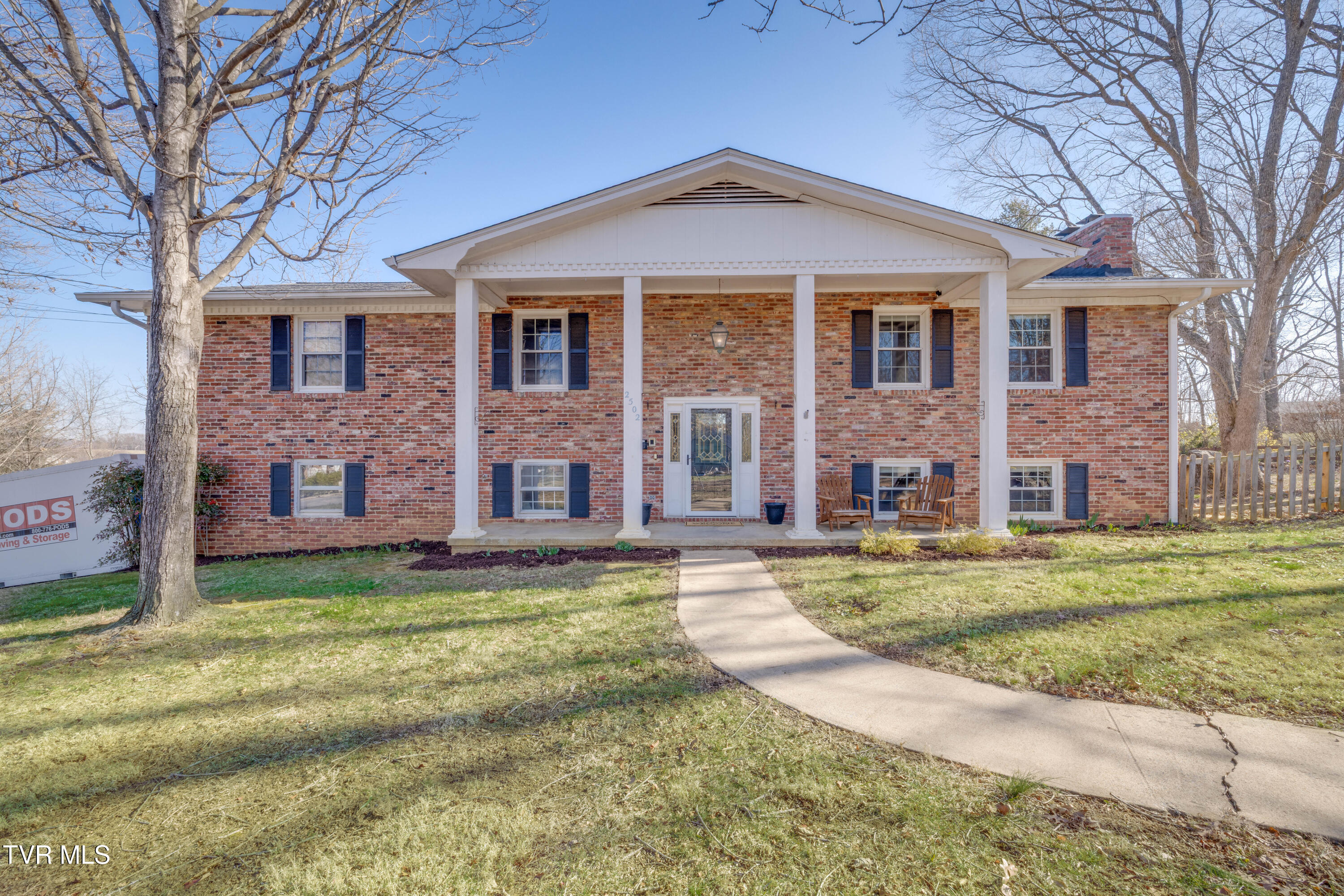 Green Acres Real Estate Listings Main Image