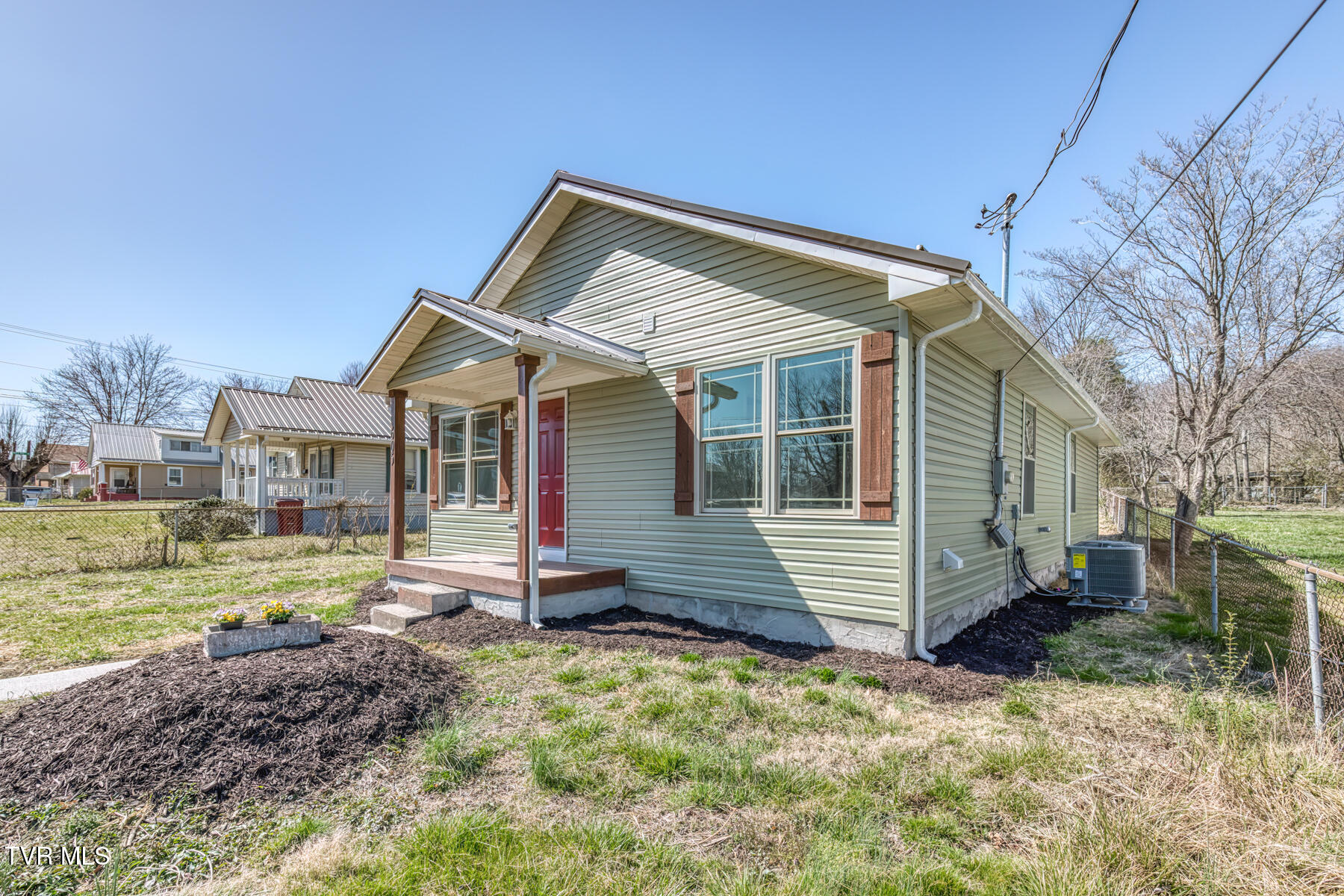 605 Cranberry Street Property Photo 3