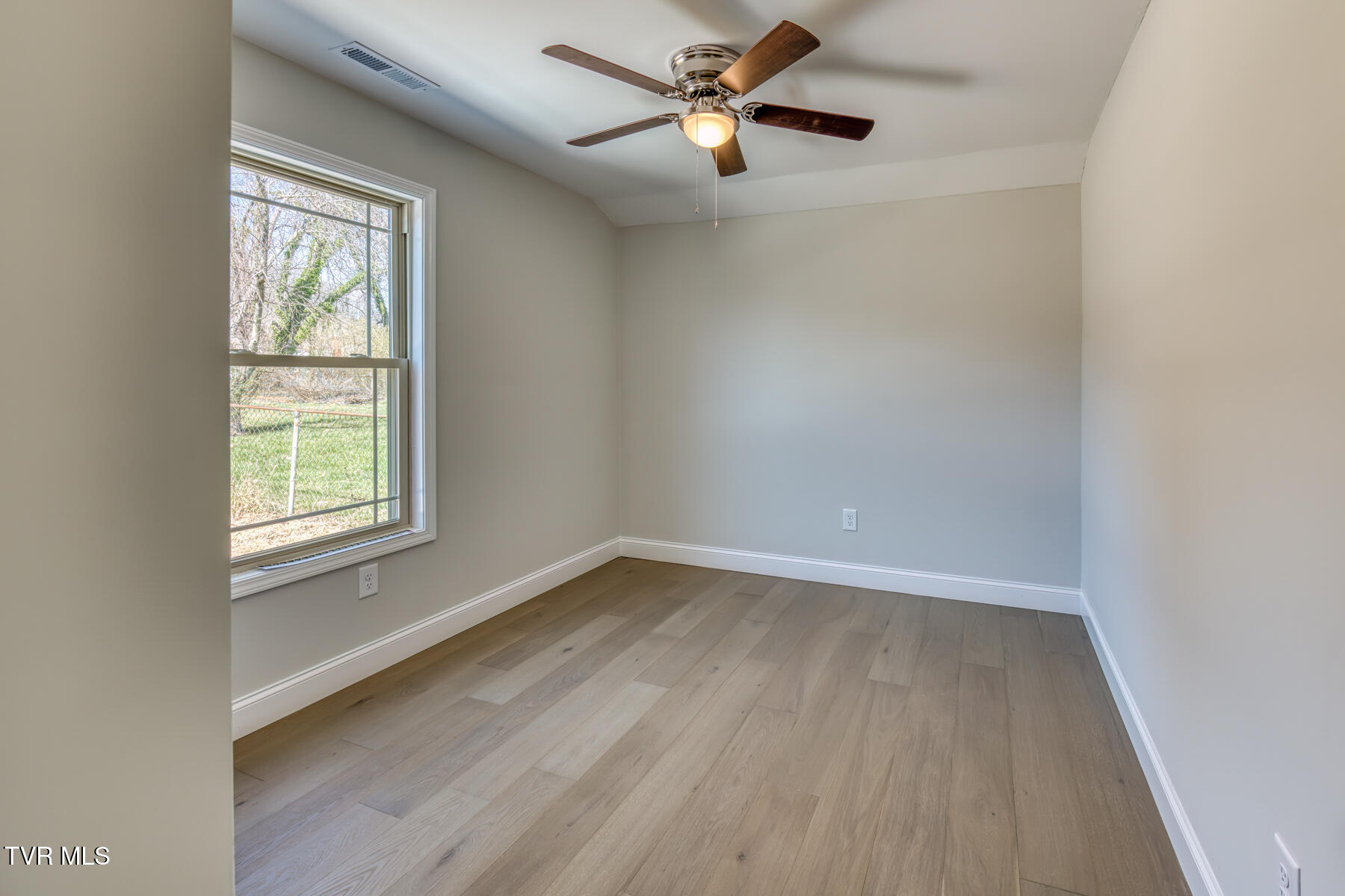 605 Cranberry Street Property Photo 22