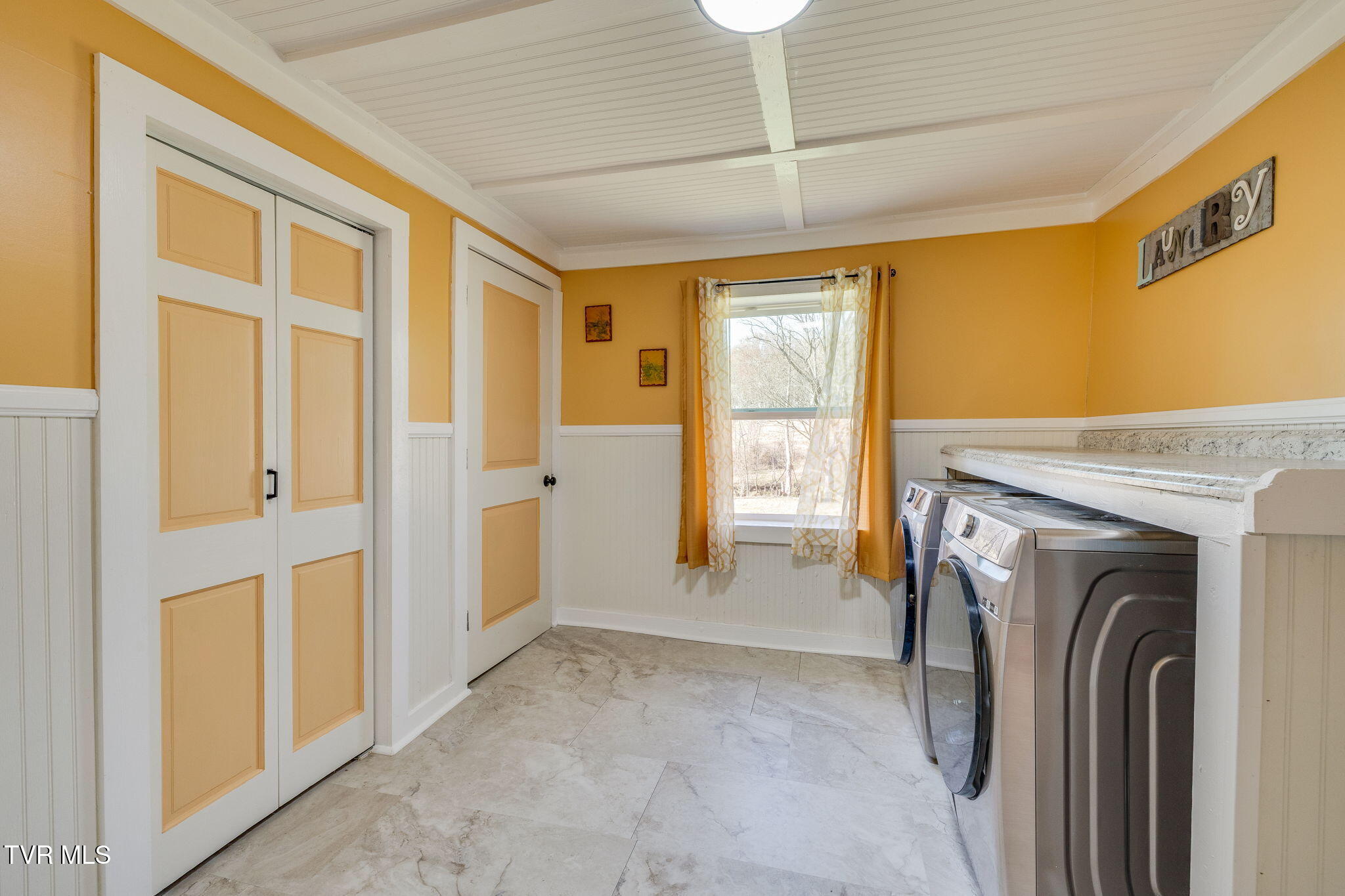 330 Robertson Road Property Photo 30