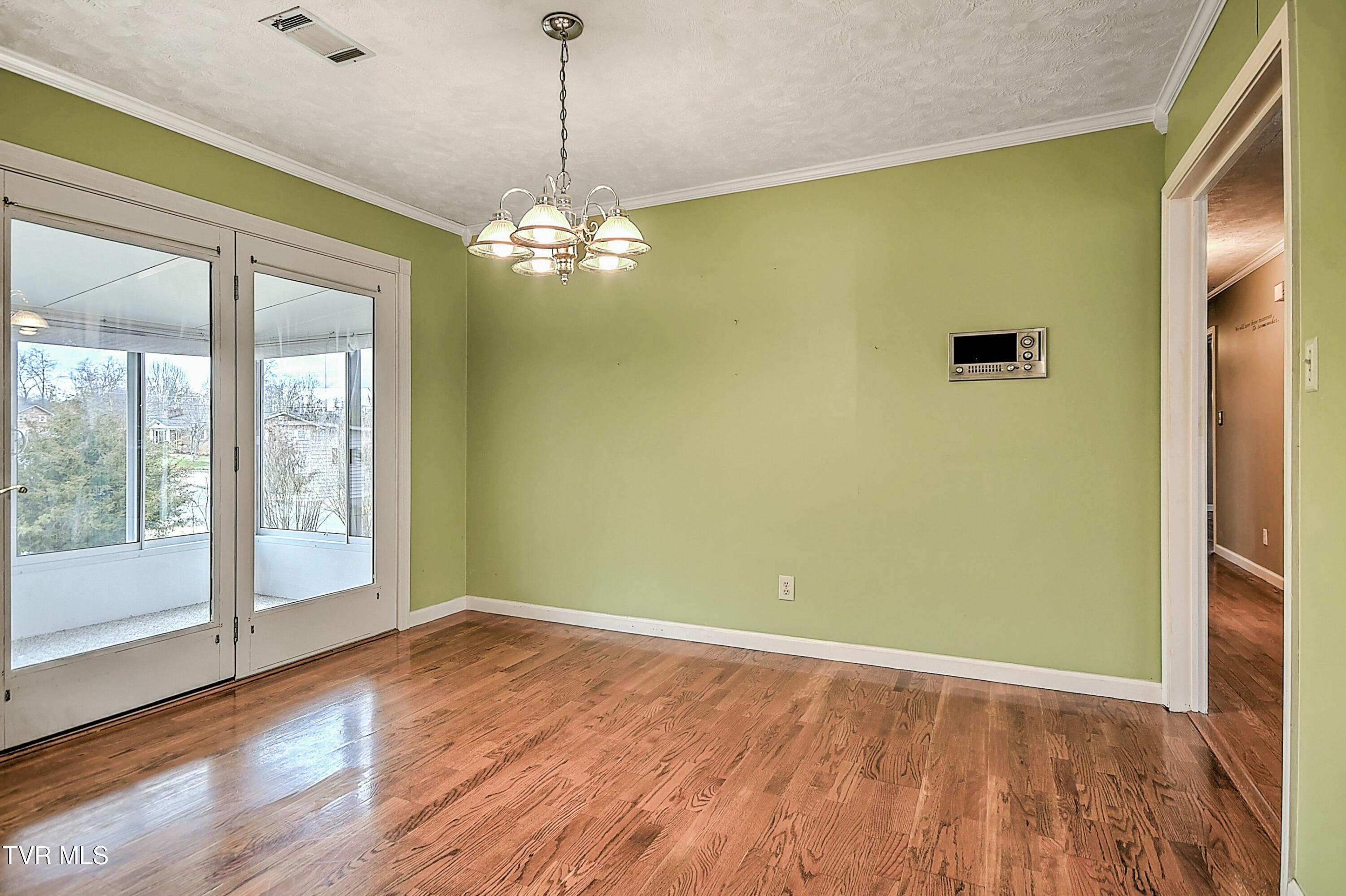 205 Norwood Drive Property Photo 7