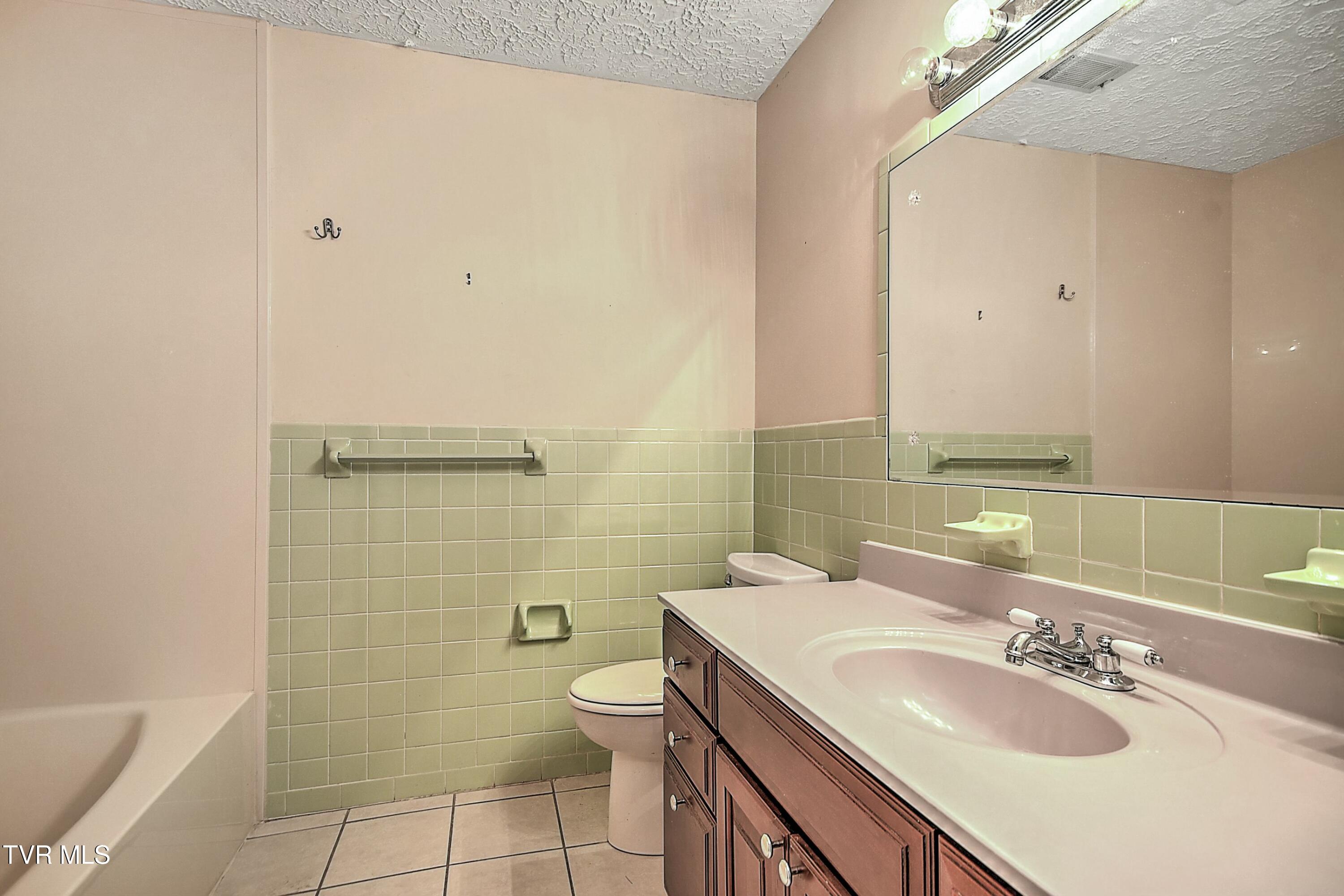 205 Norwood Drive Property Photo 18