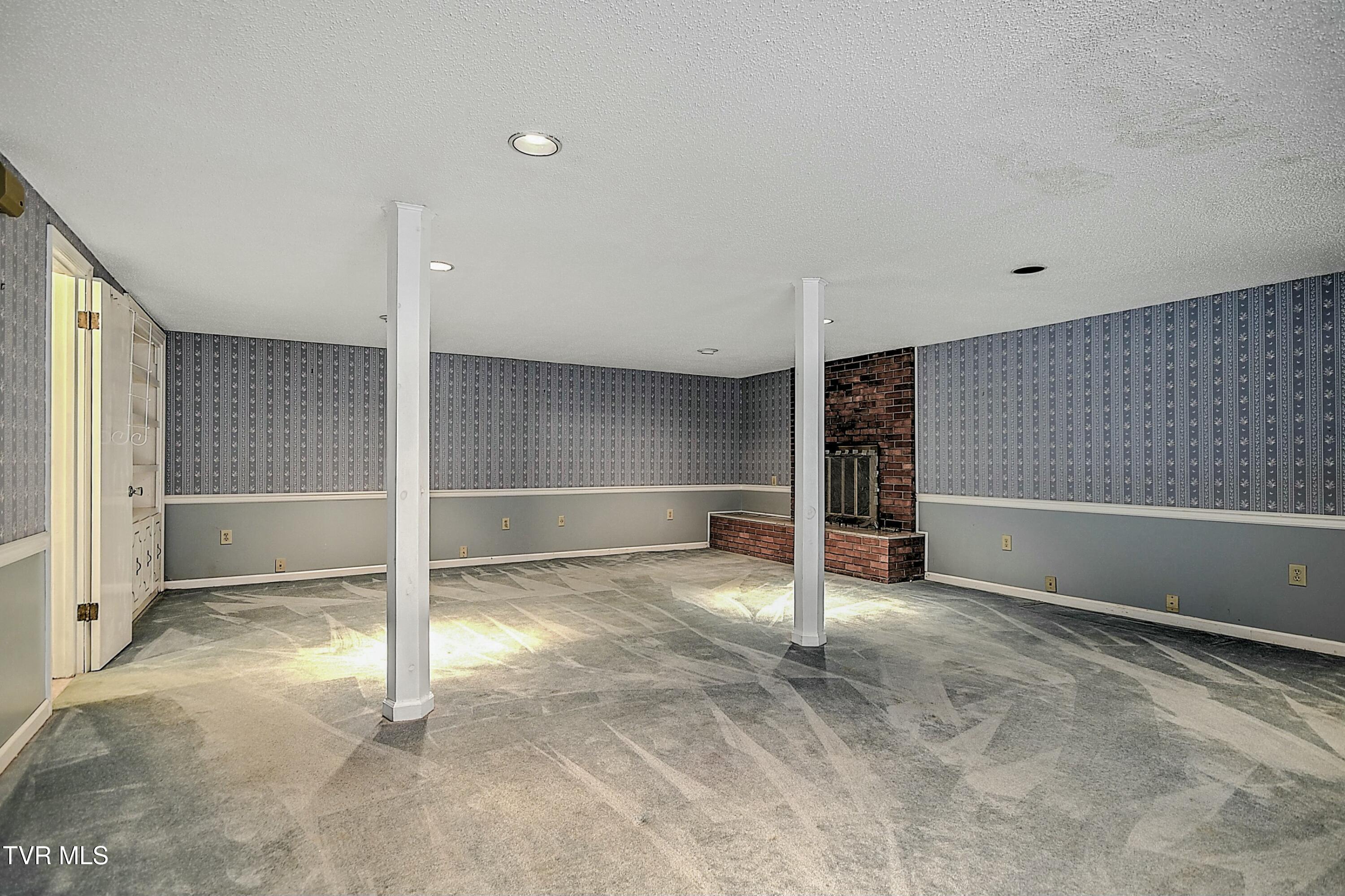 205 Norwood Drive Property Photo 27