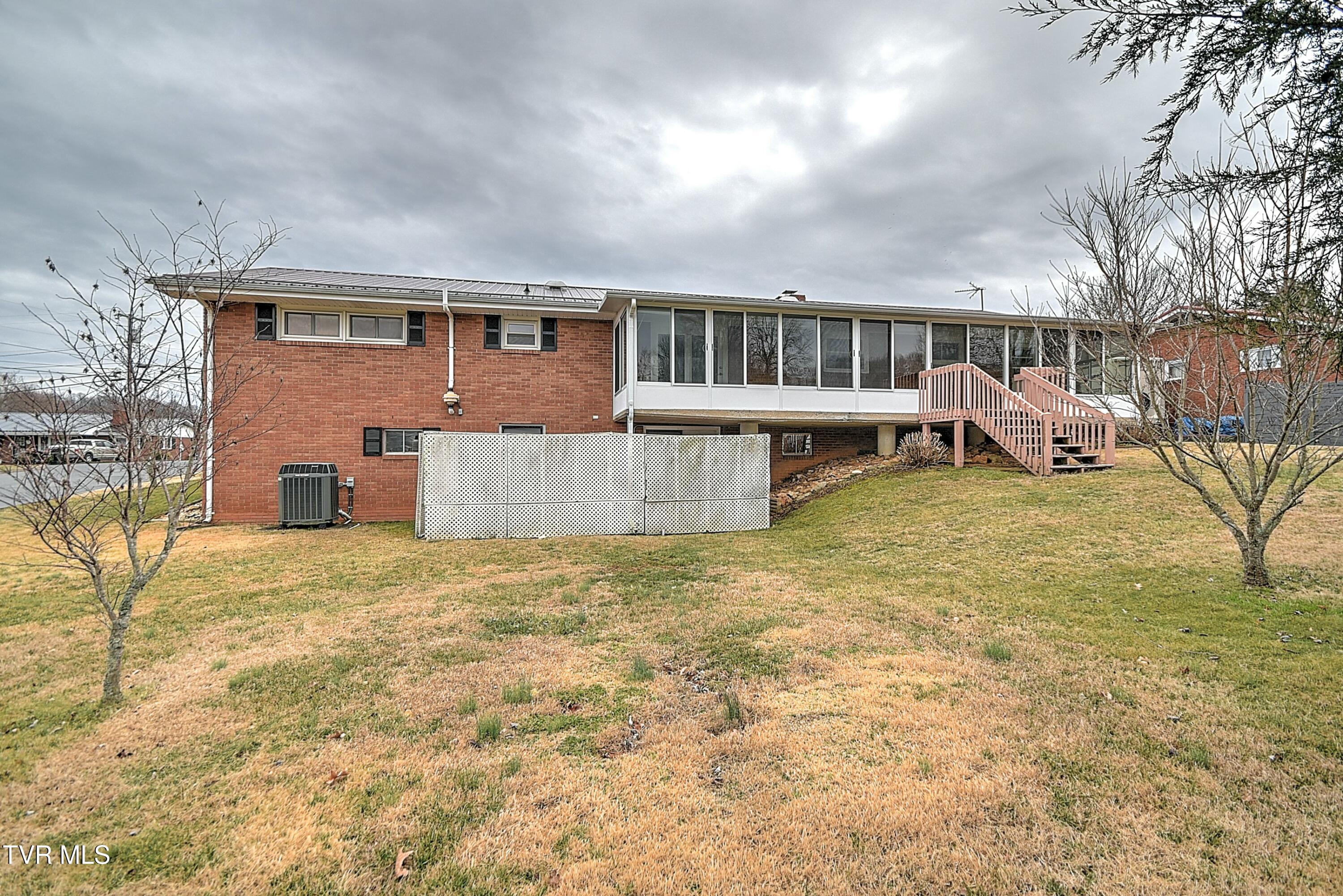 205 Norwood Drive Property Photo 39