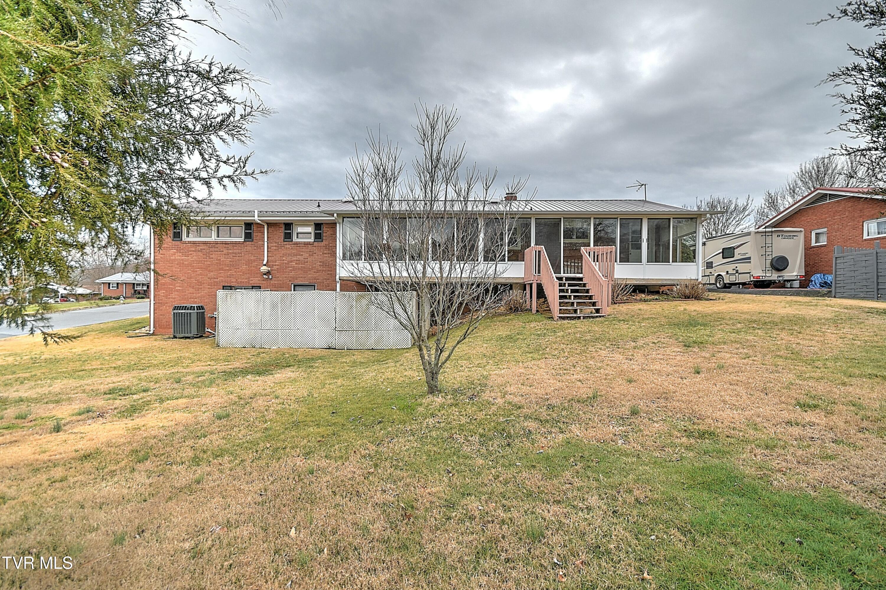 205 Norwood Drive Property Photo 40