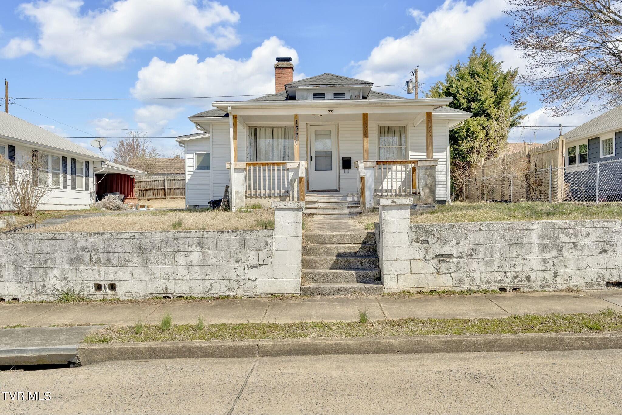 1326 East Sevier Avenue Property Photo 1